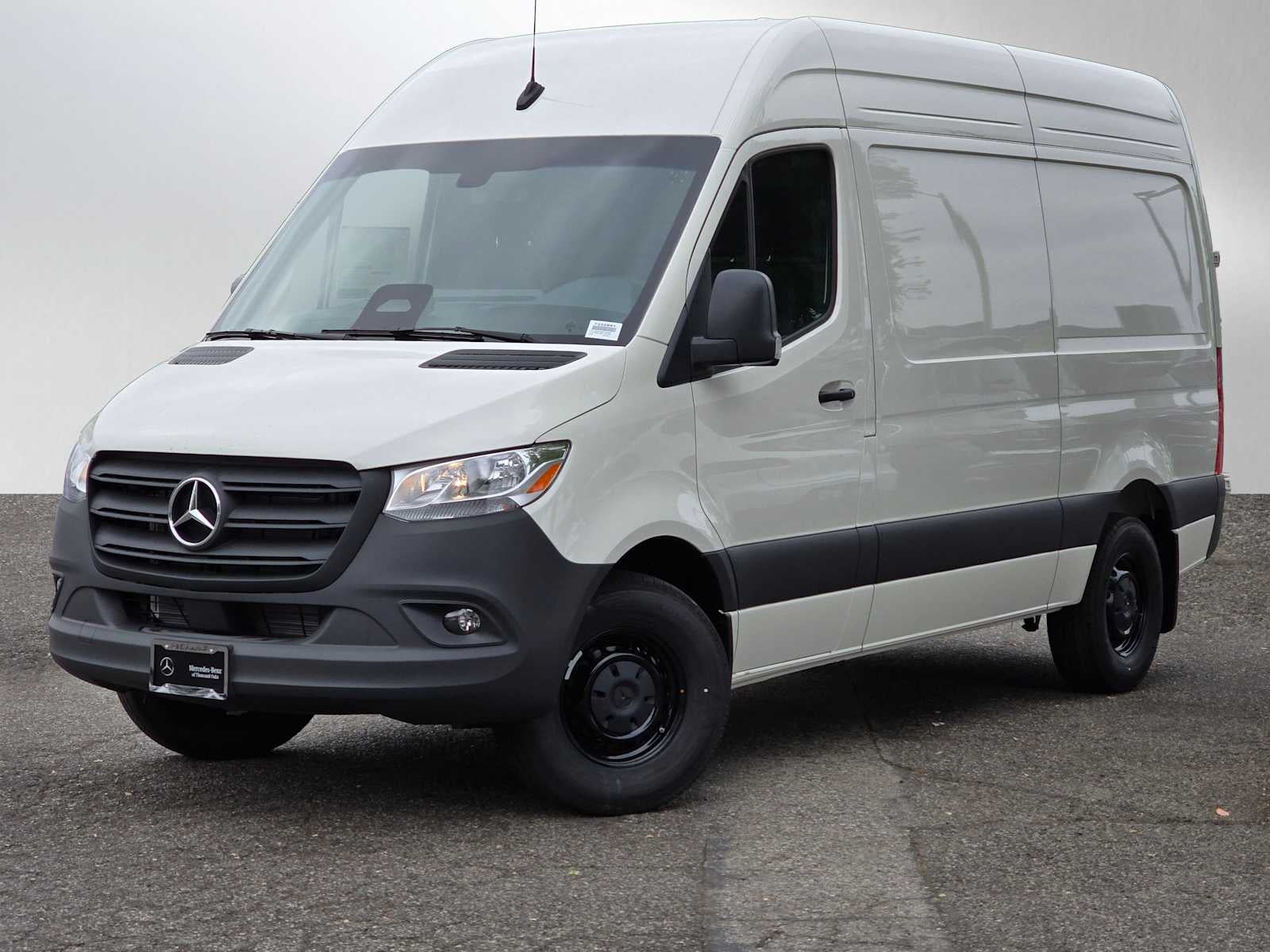 2025 Mercedes-Benz Sprinter 2500 Standard Roof I4 Diesel 144" RWD