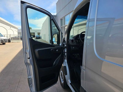 2025 Mercedes-Benz Sprinter 2500 High Roof I4 Diesel HO 170" RWD