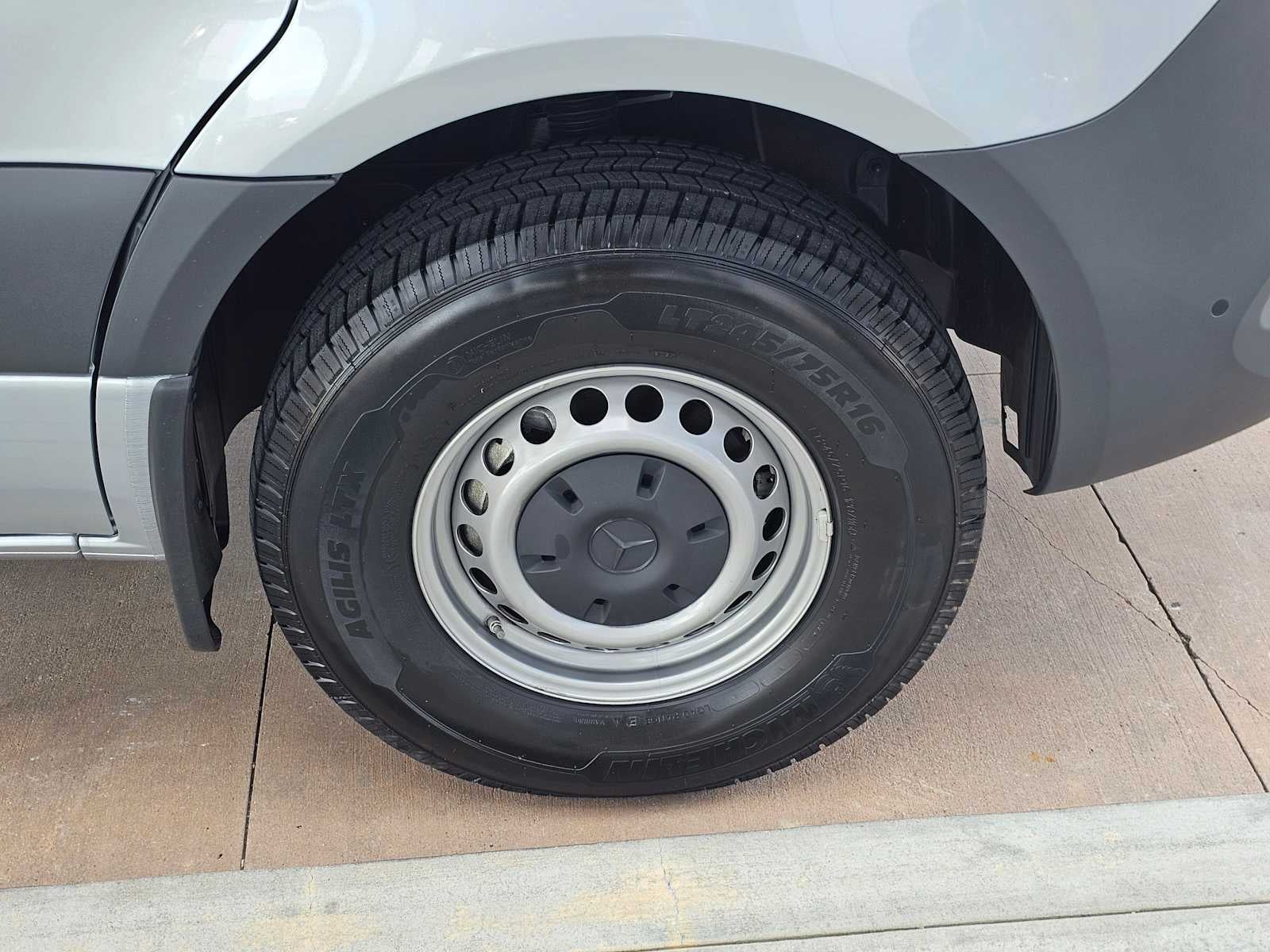 2025 Mercedes-Benz Sprinter 2500 High Roof I4 Diesel HO 170" RWD