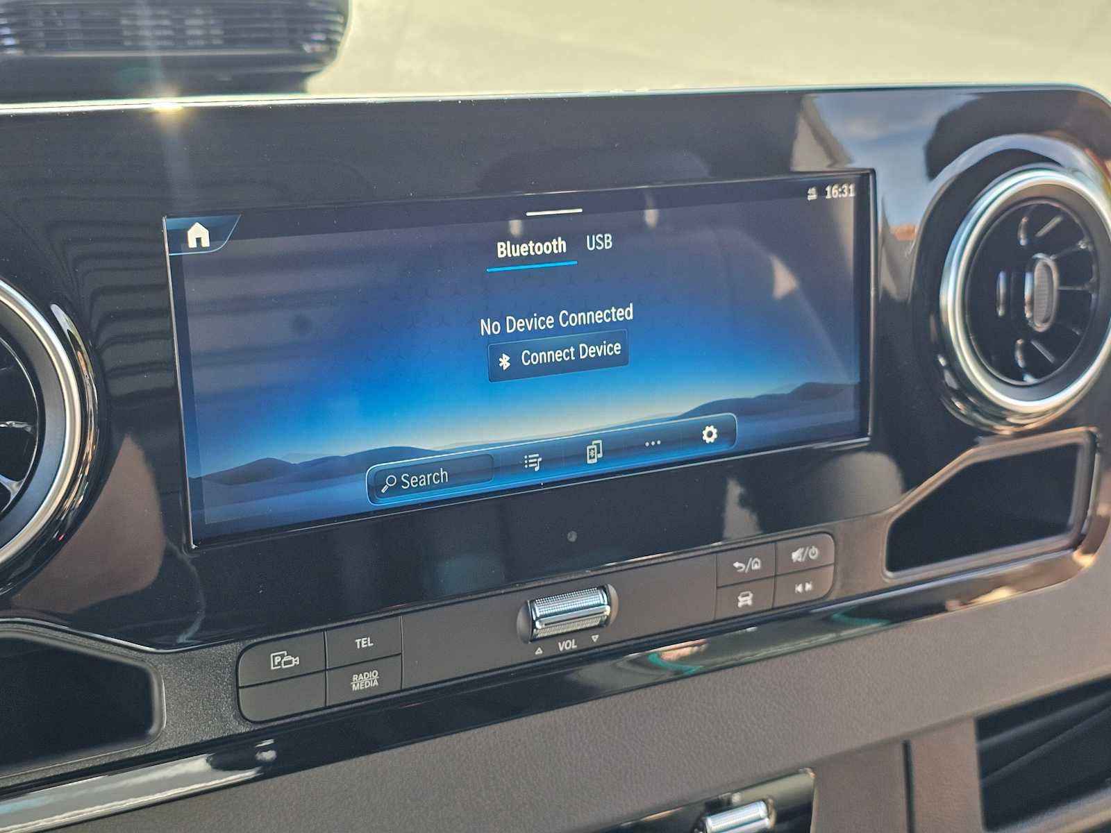 2025 Mercedes-Benz Sprinter 2500 High Roof I4 Diesel HO 170" RWD