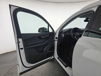 2023 Audi Q7 Premium Plus