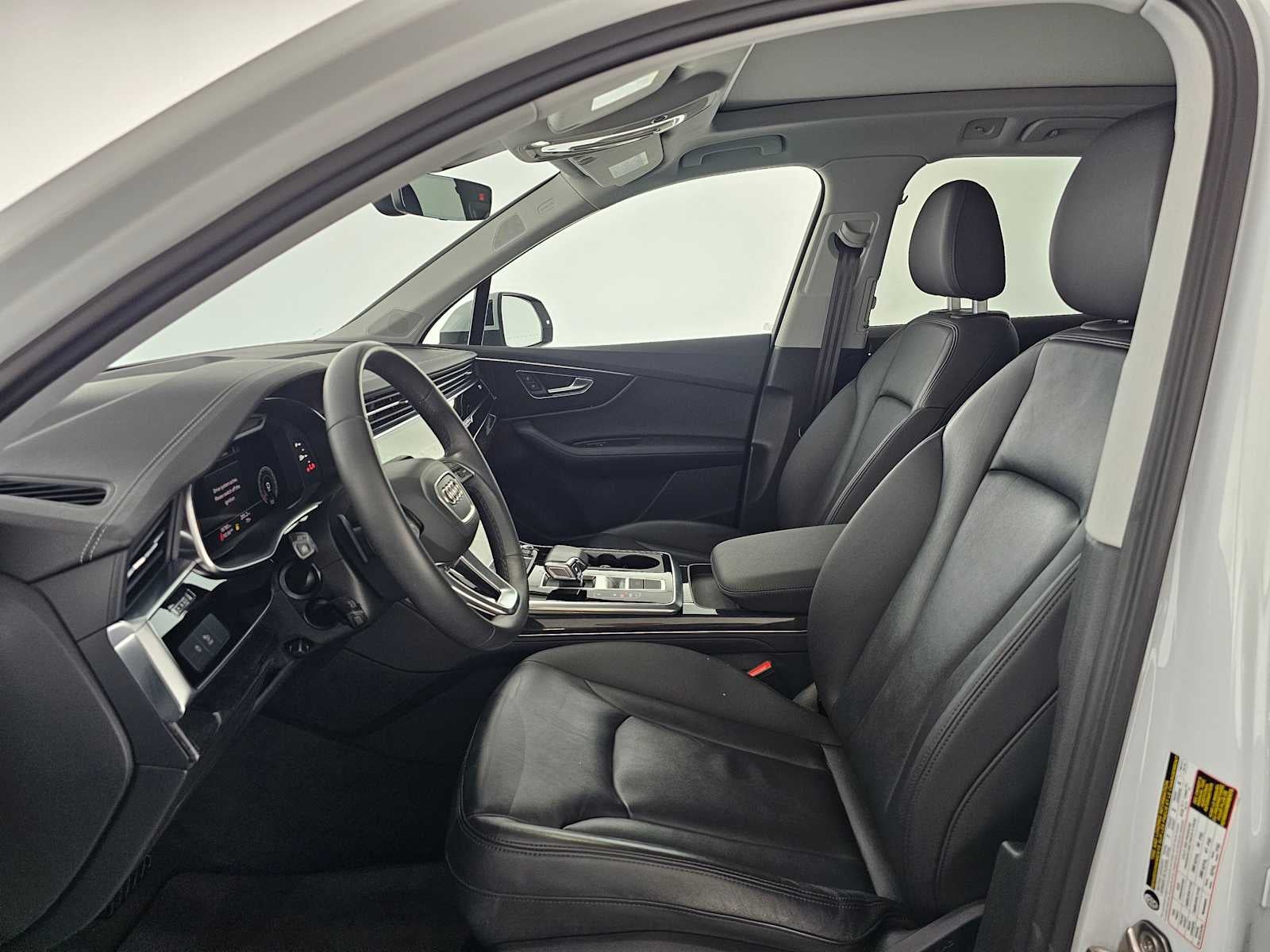 2023 Audi Q7 Premium Plus