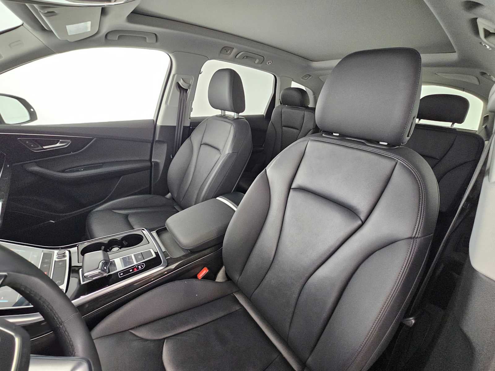2023 Audi Q7 Premium Plus