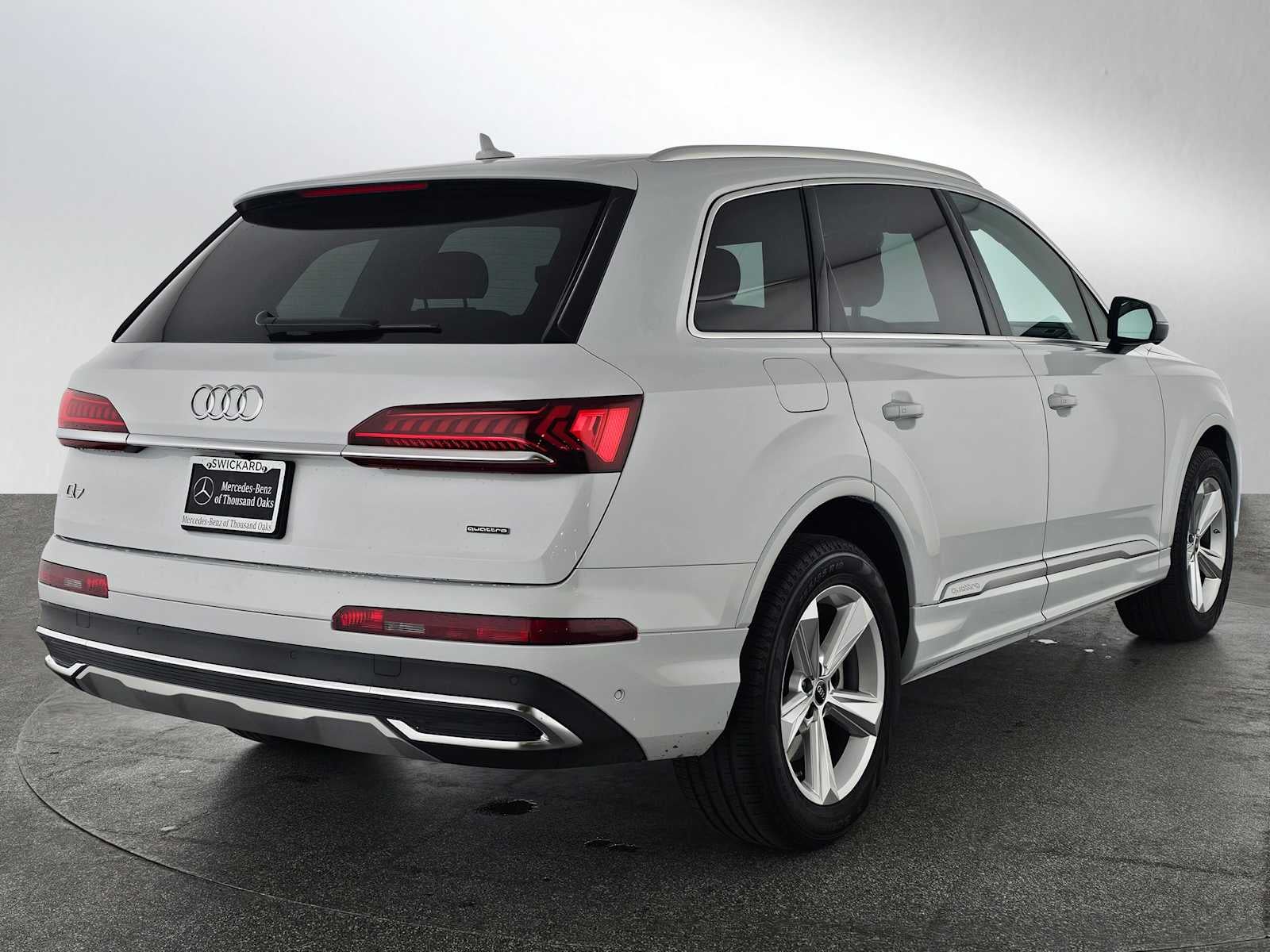 2023 Audi Q7 Premium Plus