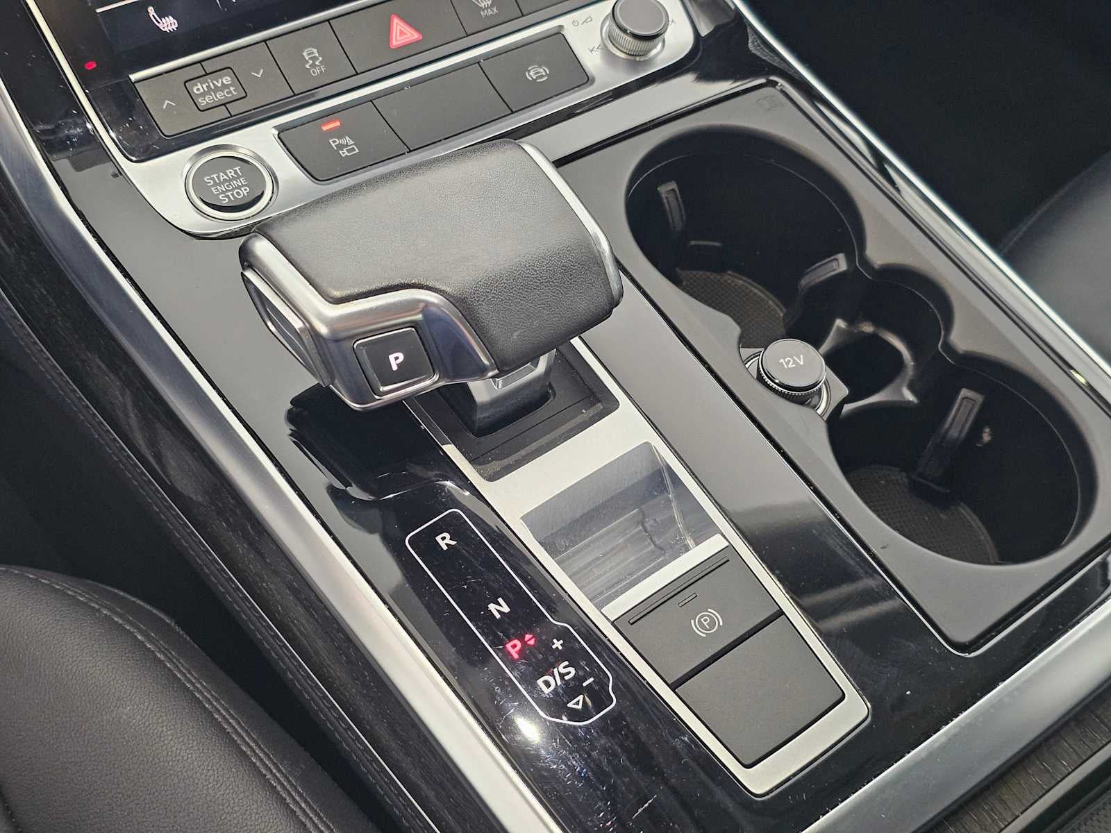 2023 Audi Q7 Premium Plus
