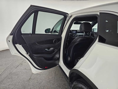 2018 Mercedes-Benz GLC 300 SUV