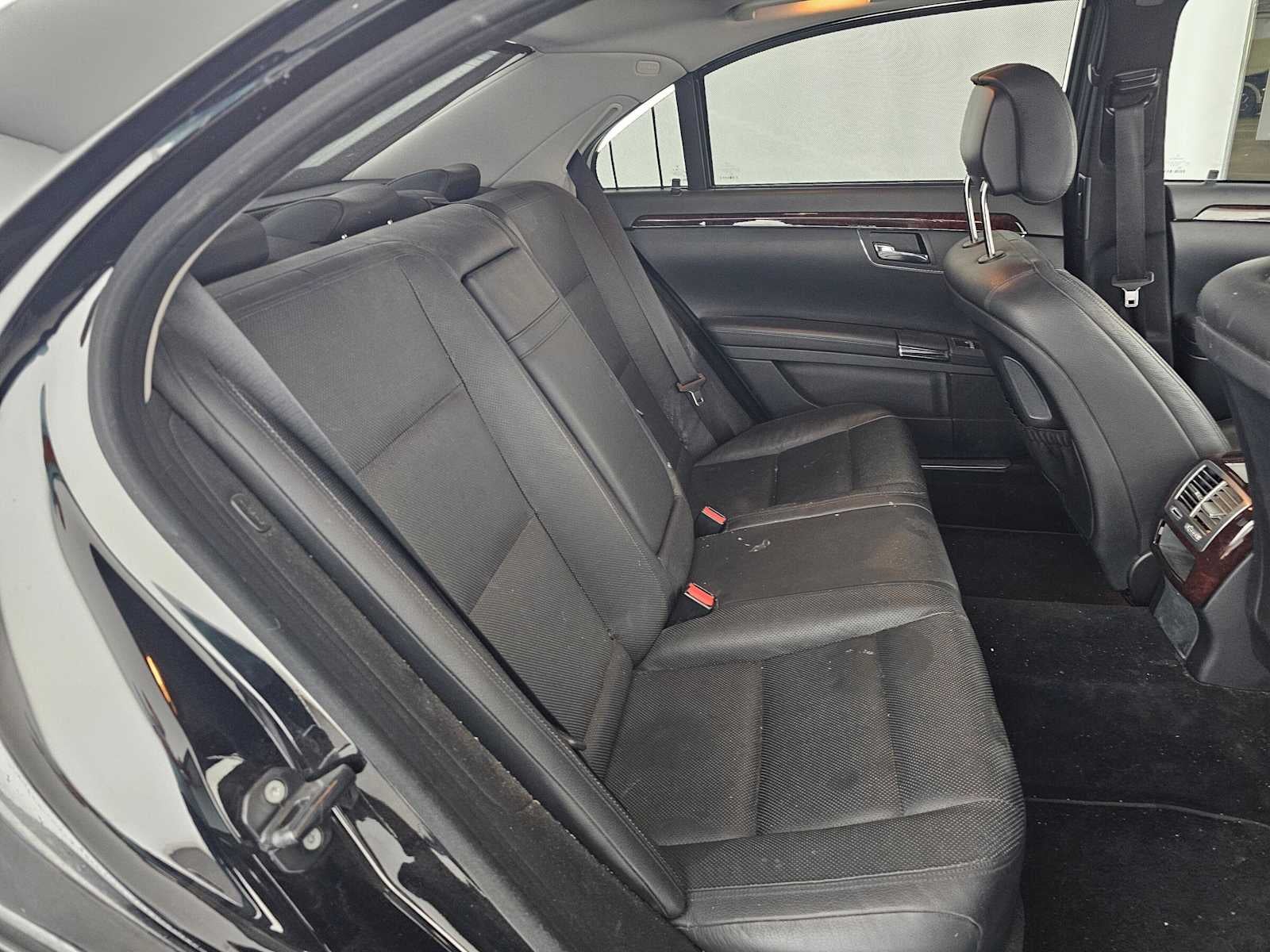 2012 Mercedes-Benz S 550 4dr Sdn RWD