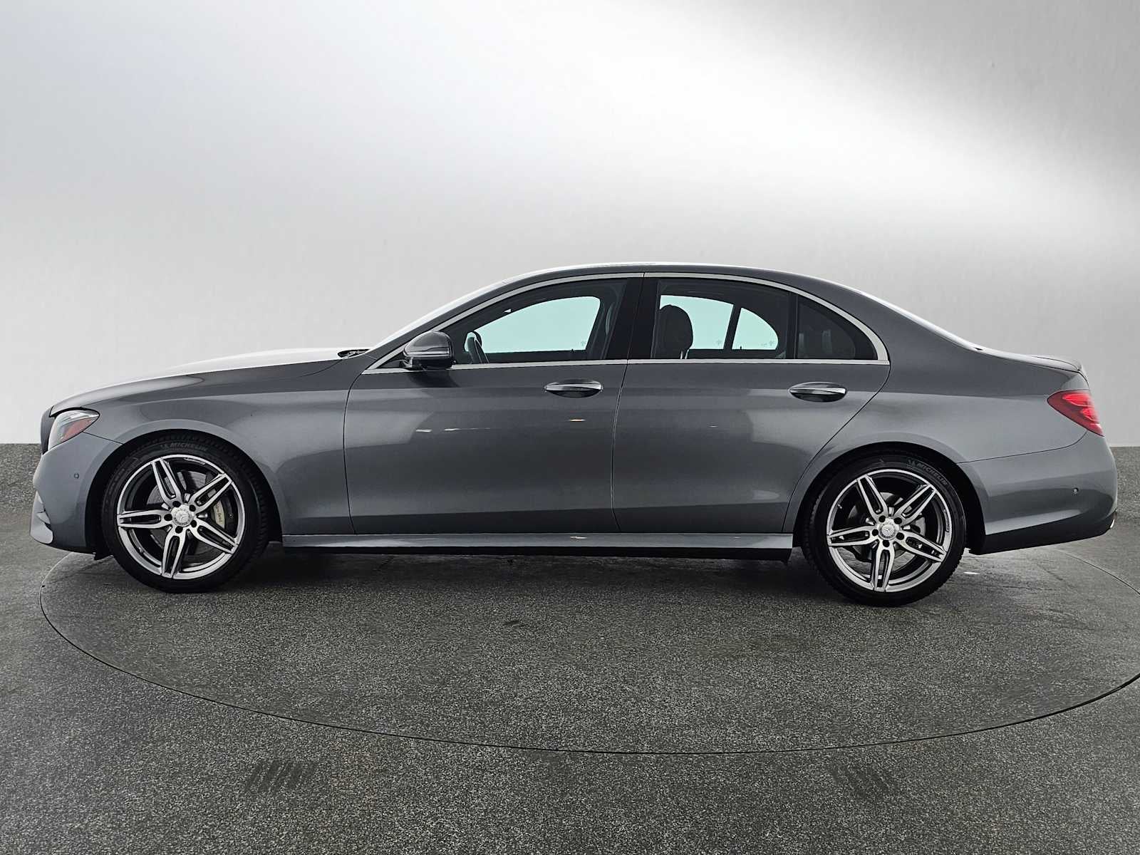 2017 Mercedes-Benz E 300 RWD Sedan