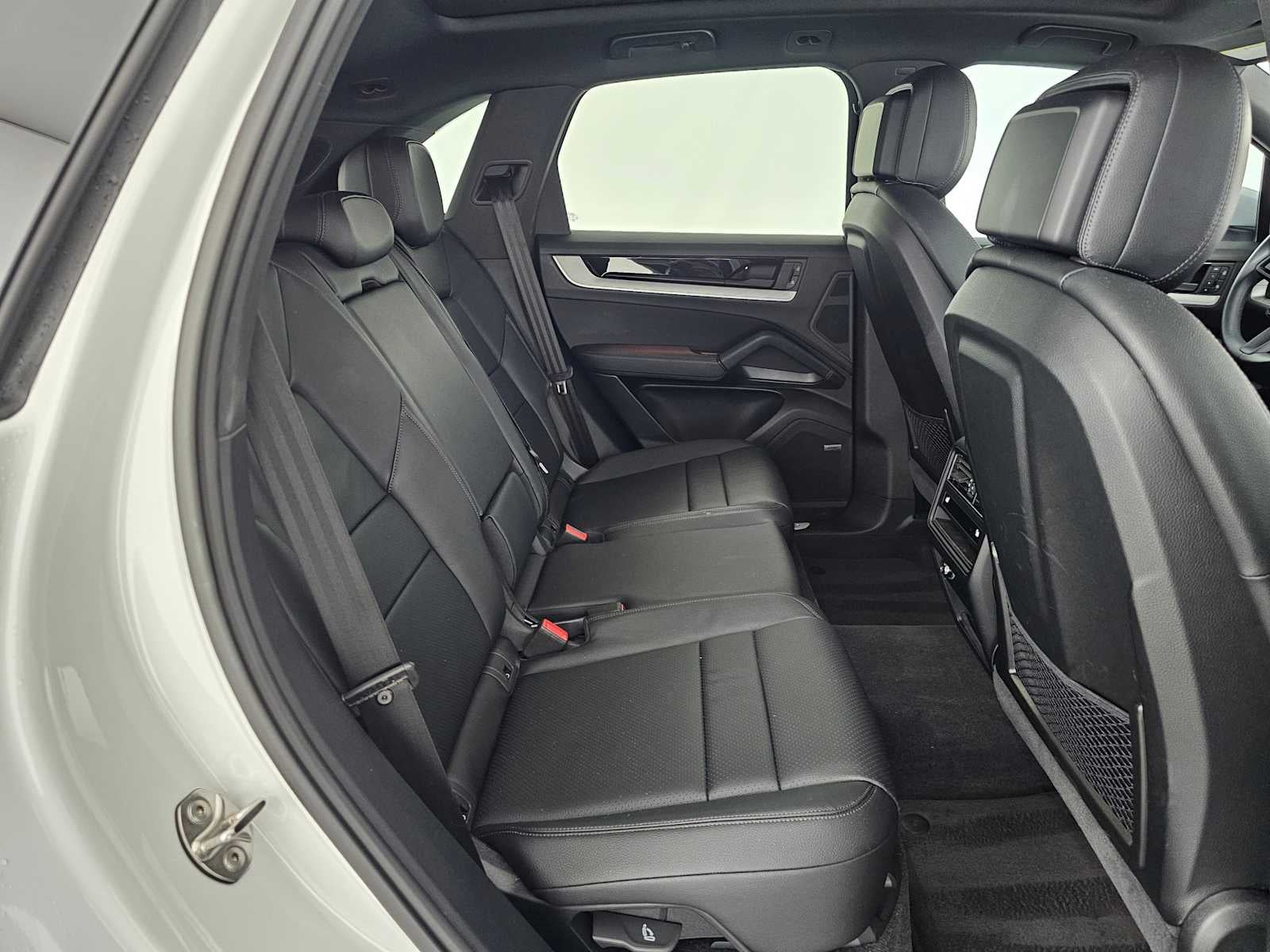 2025 Porsche Cayenne AWD