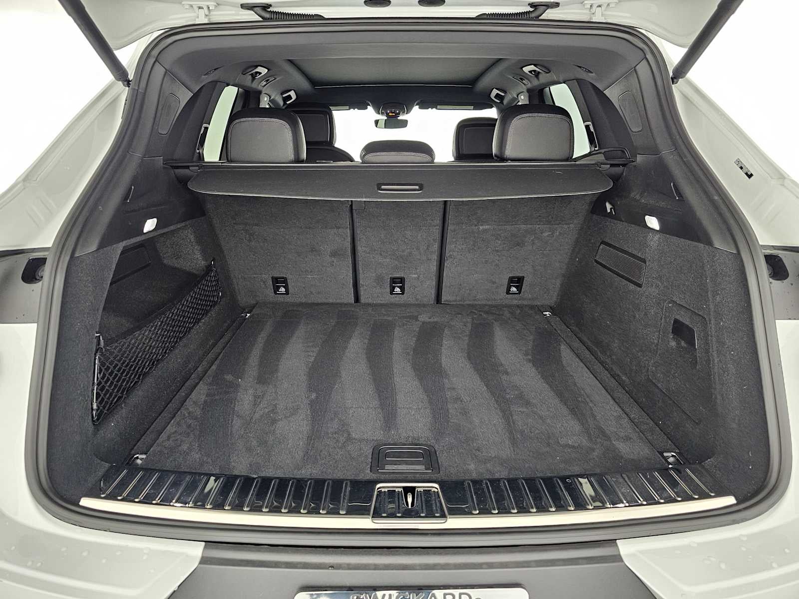 2025 Porsche Cayenne AWD