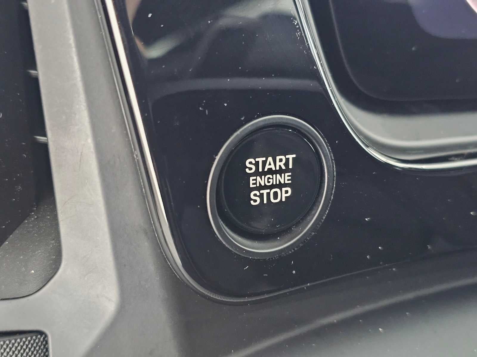 2025 Porsche Cayenne AWD