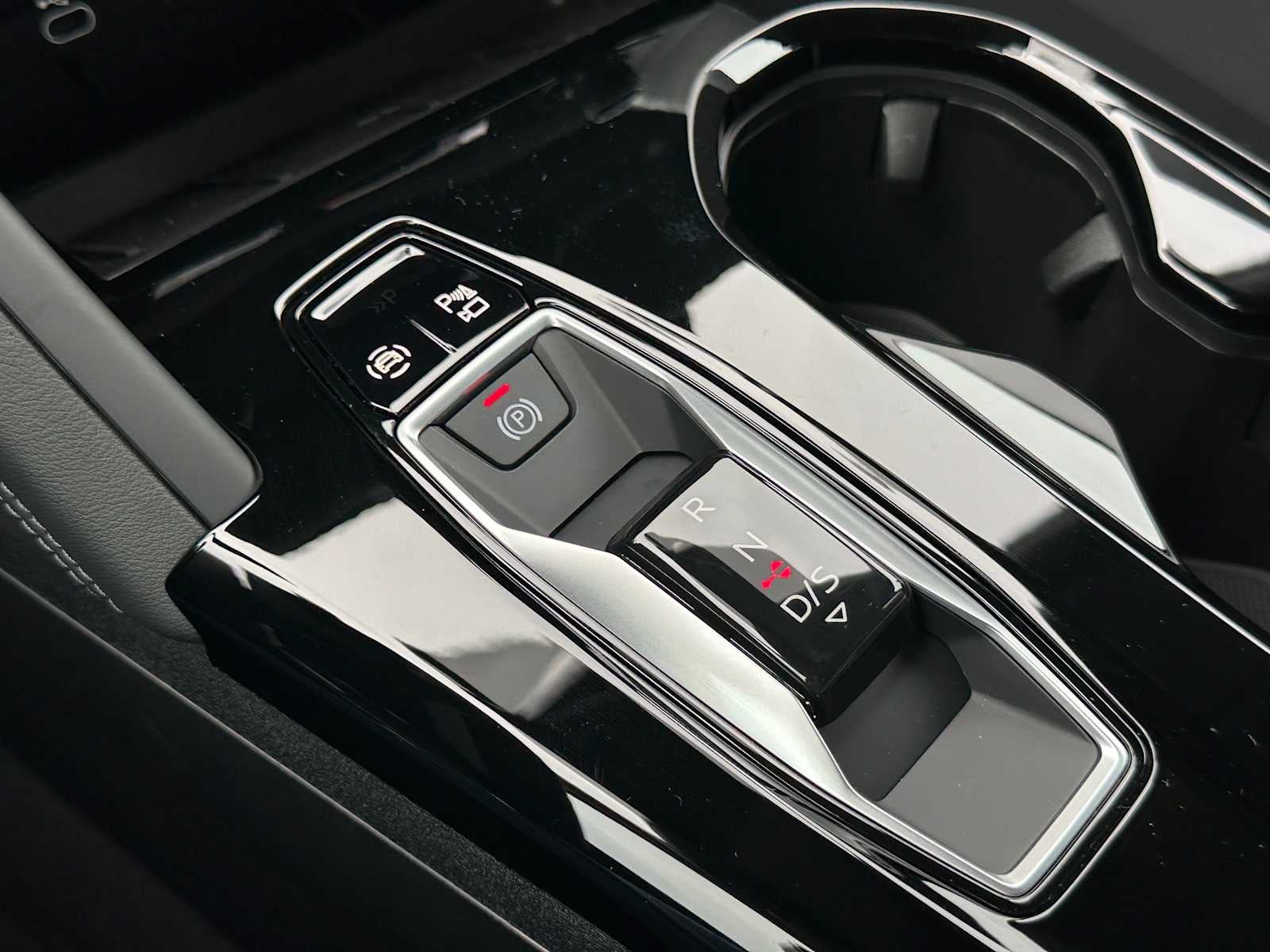 2025 Audi New Q5 Base
