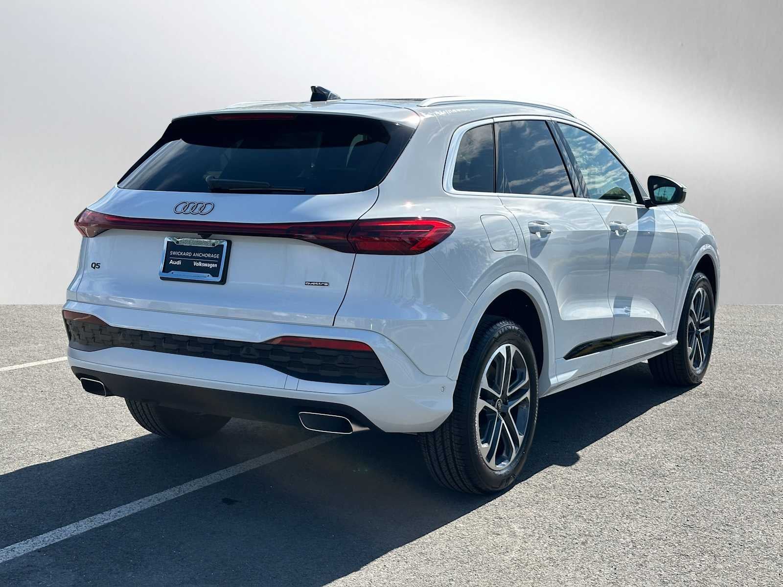 2025 Audi Q5 Base