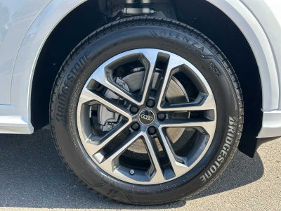 2025 Audi Q5 Base