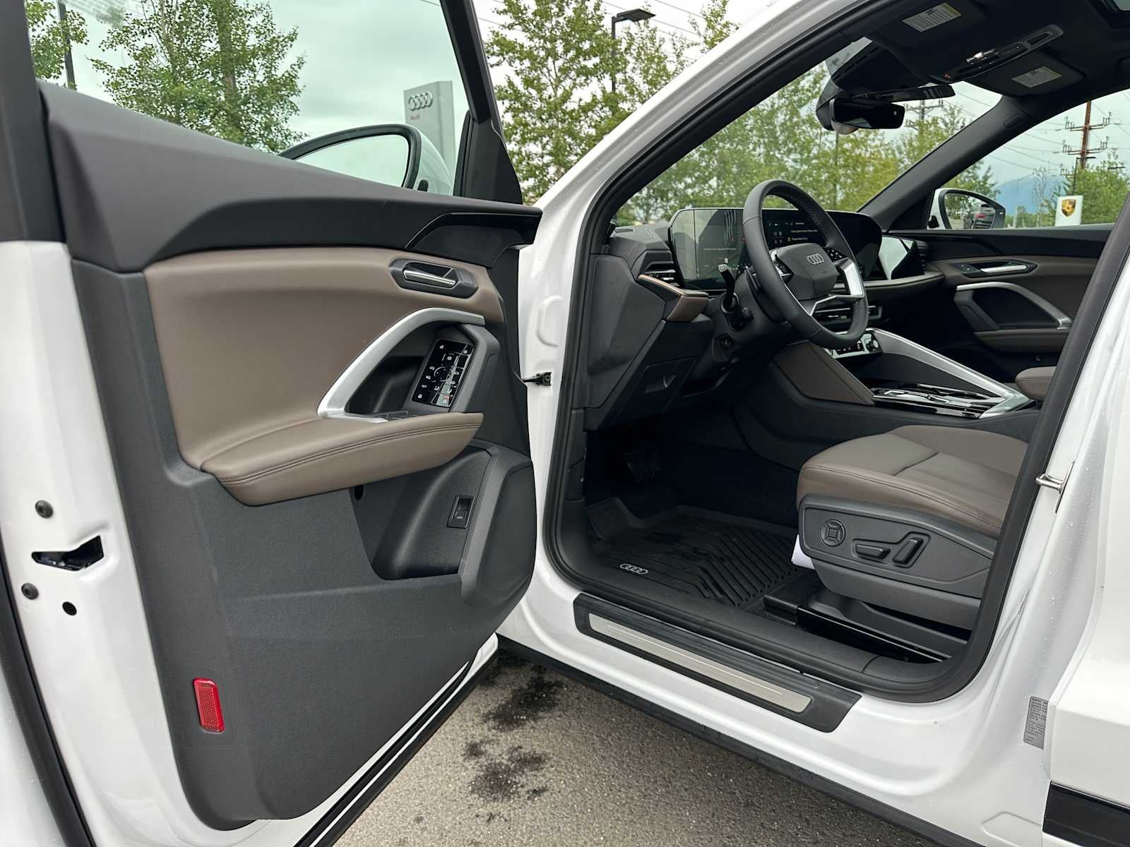 2025 Audi New Q5 Base
