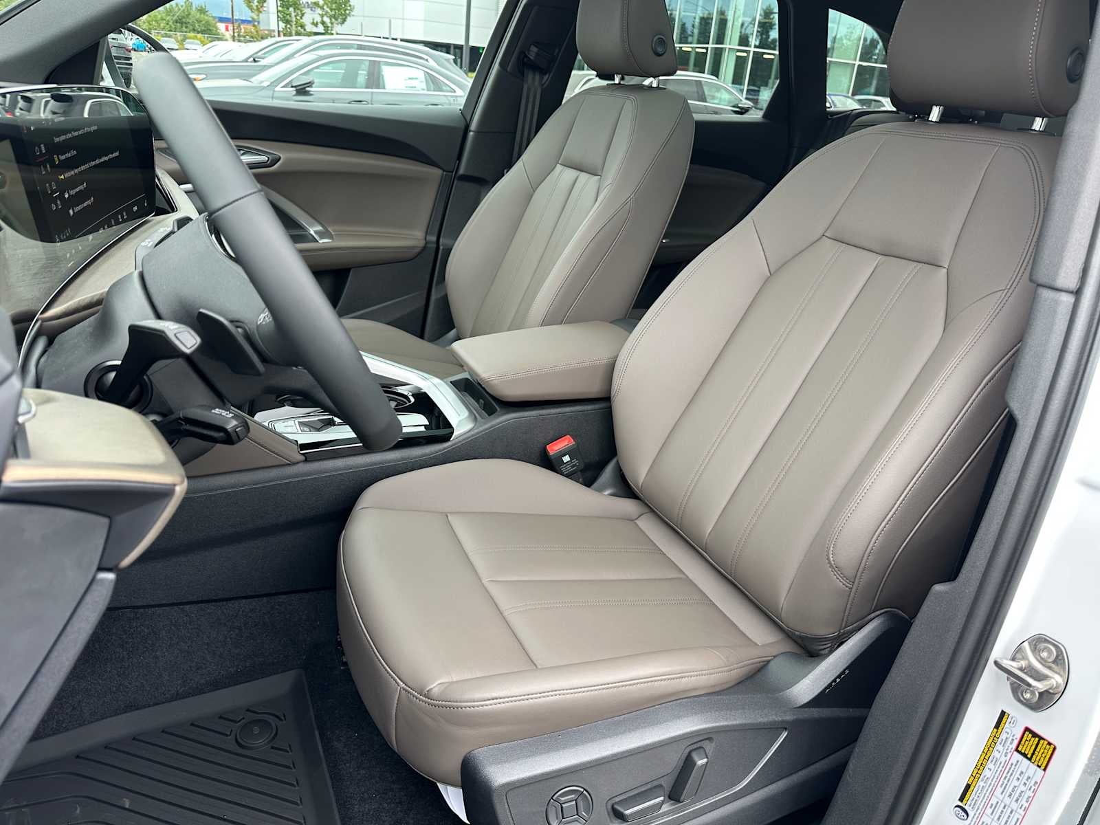 2025 Audi New Q5 Base