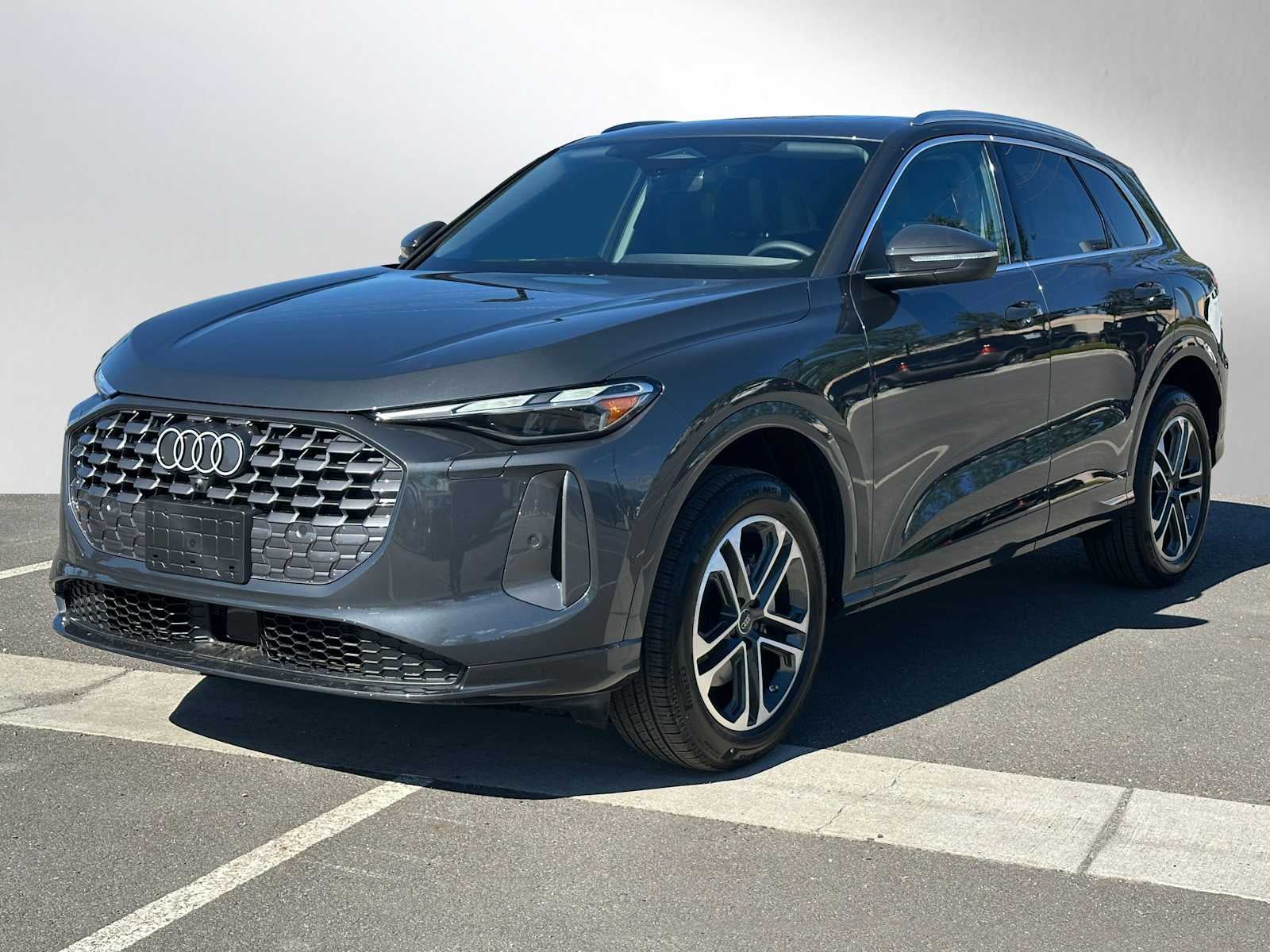 2025 Audi Q5 Base
