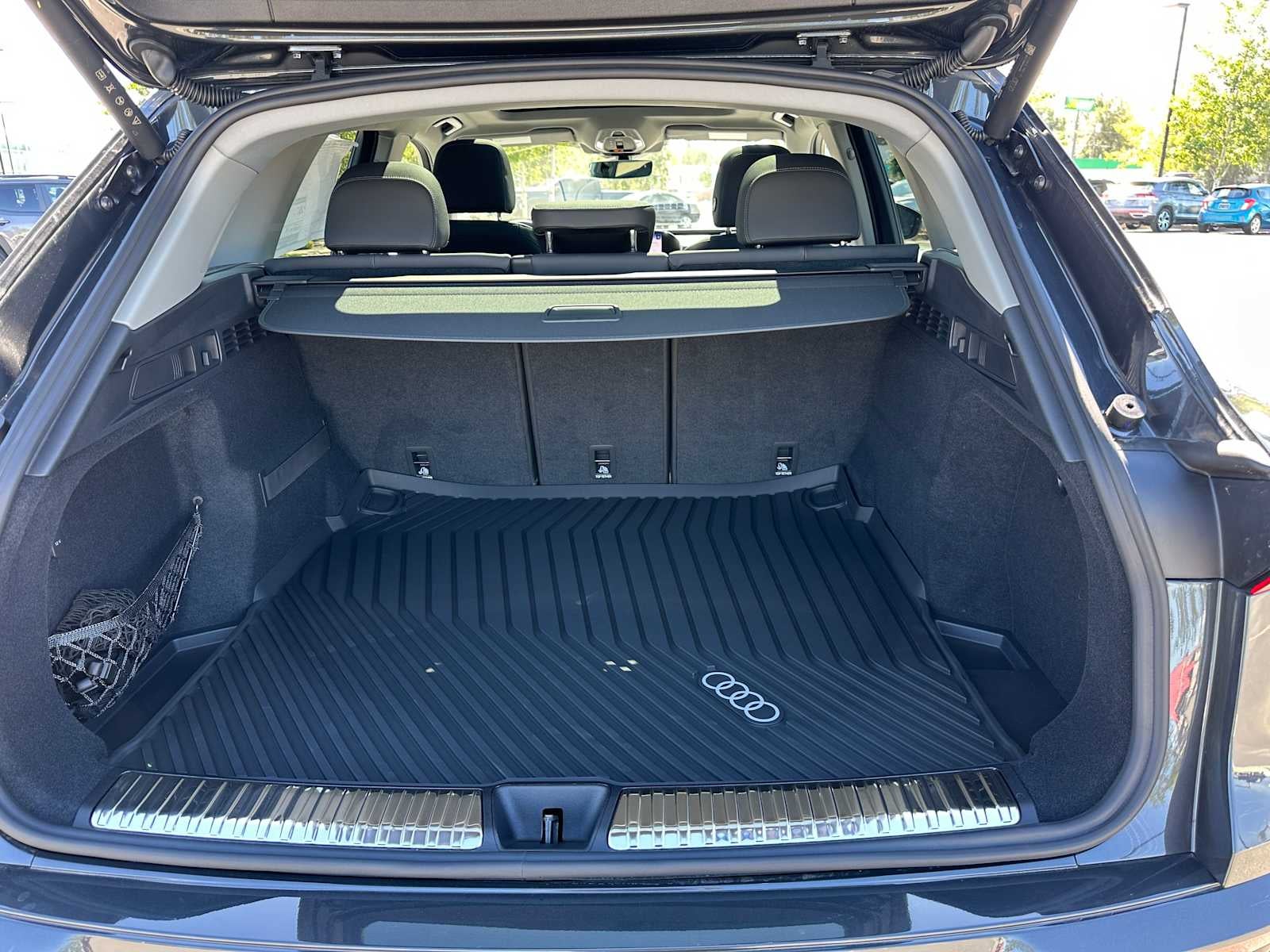 2025 Audi Q5 Base