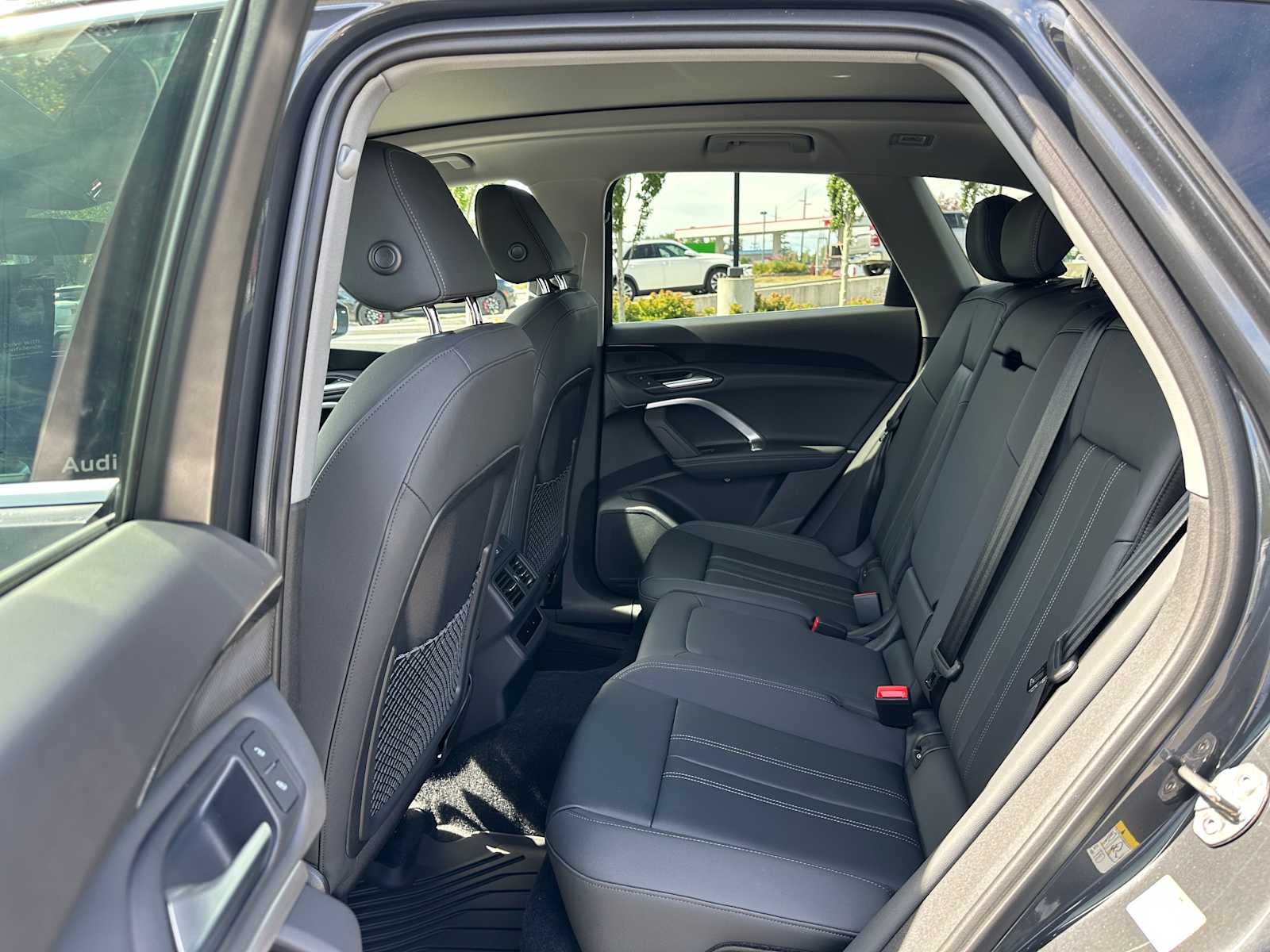 2025 Audi Q5 Base