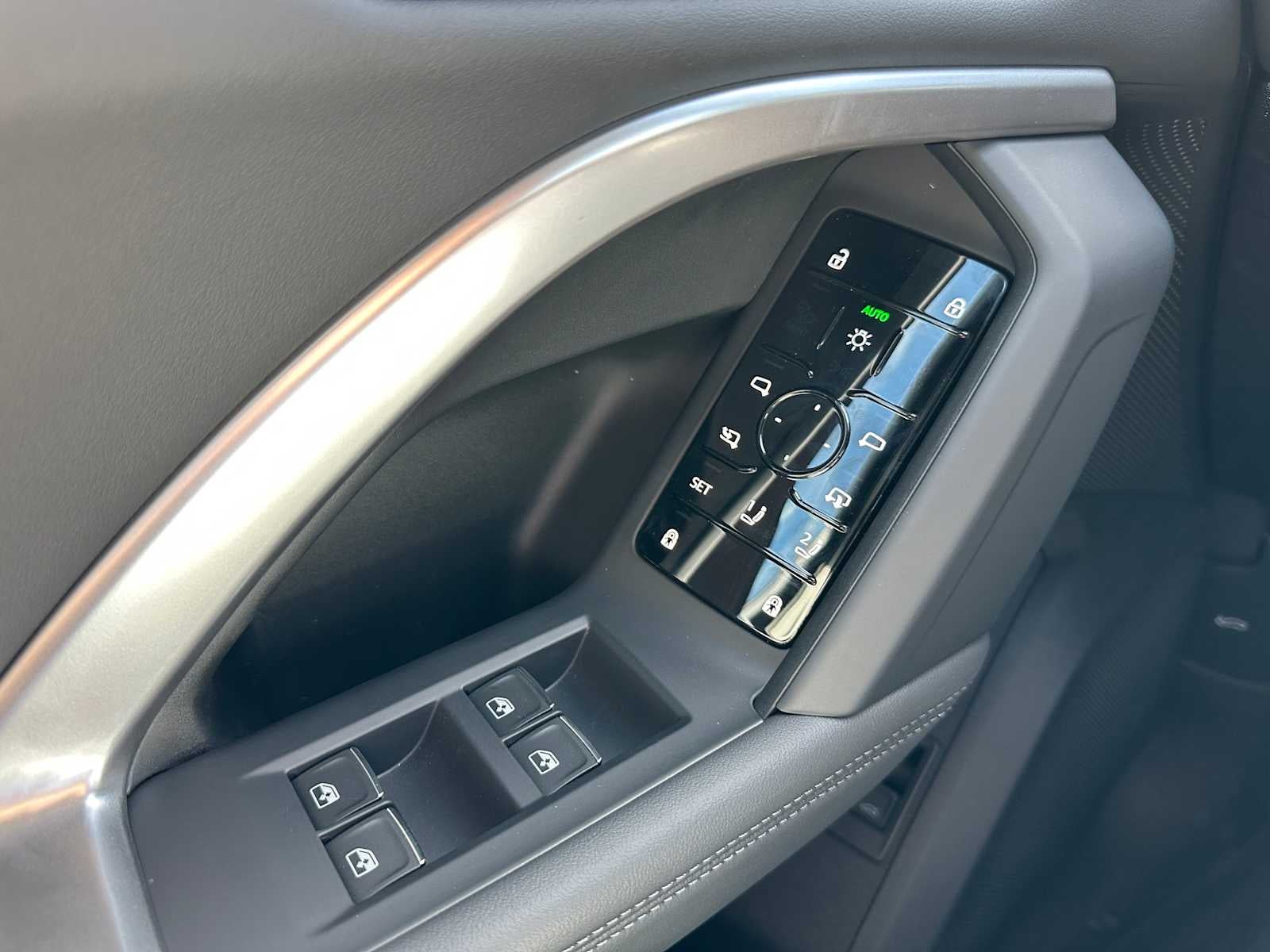 2025 Audi Q5 Base