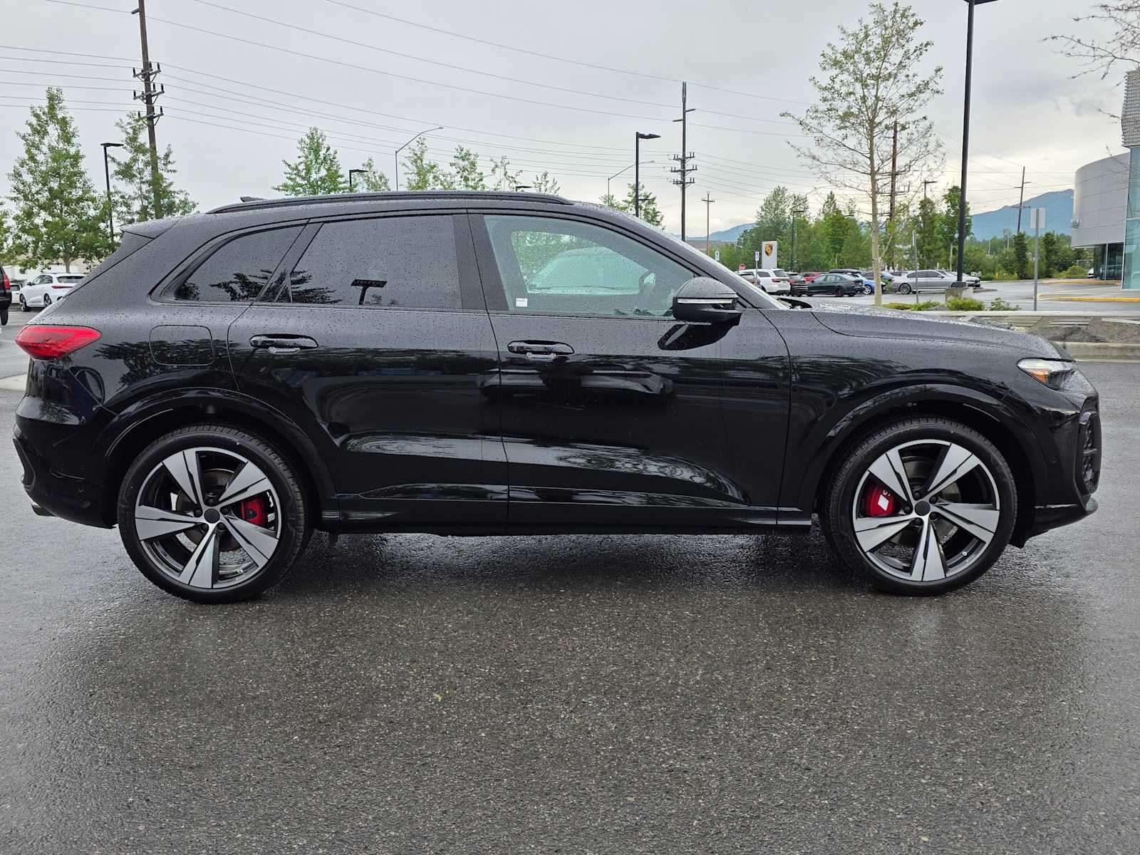 2026 Audi SQ5 Base