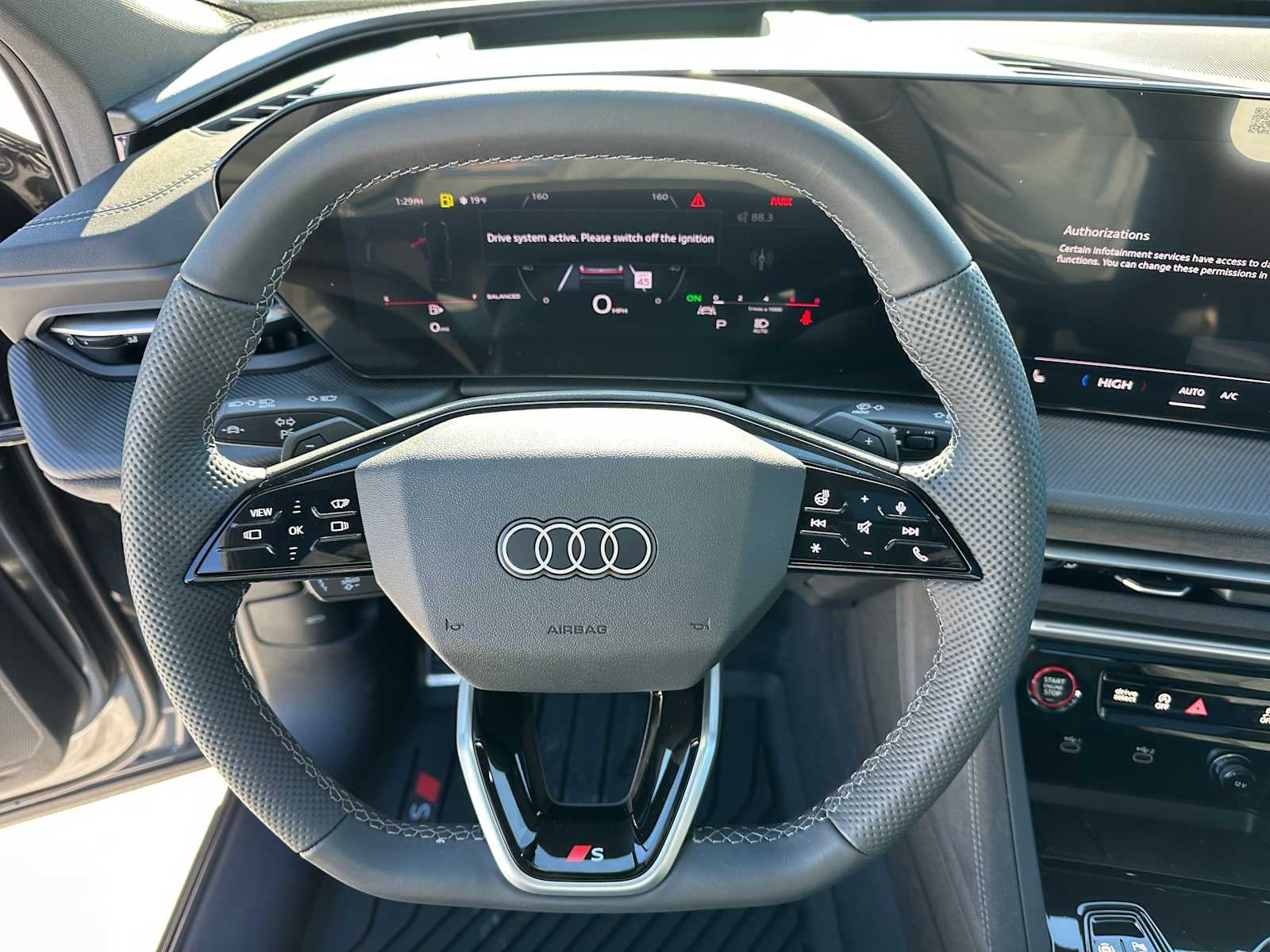 2025 Audi New SQ5 Base