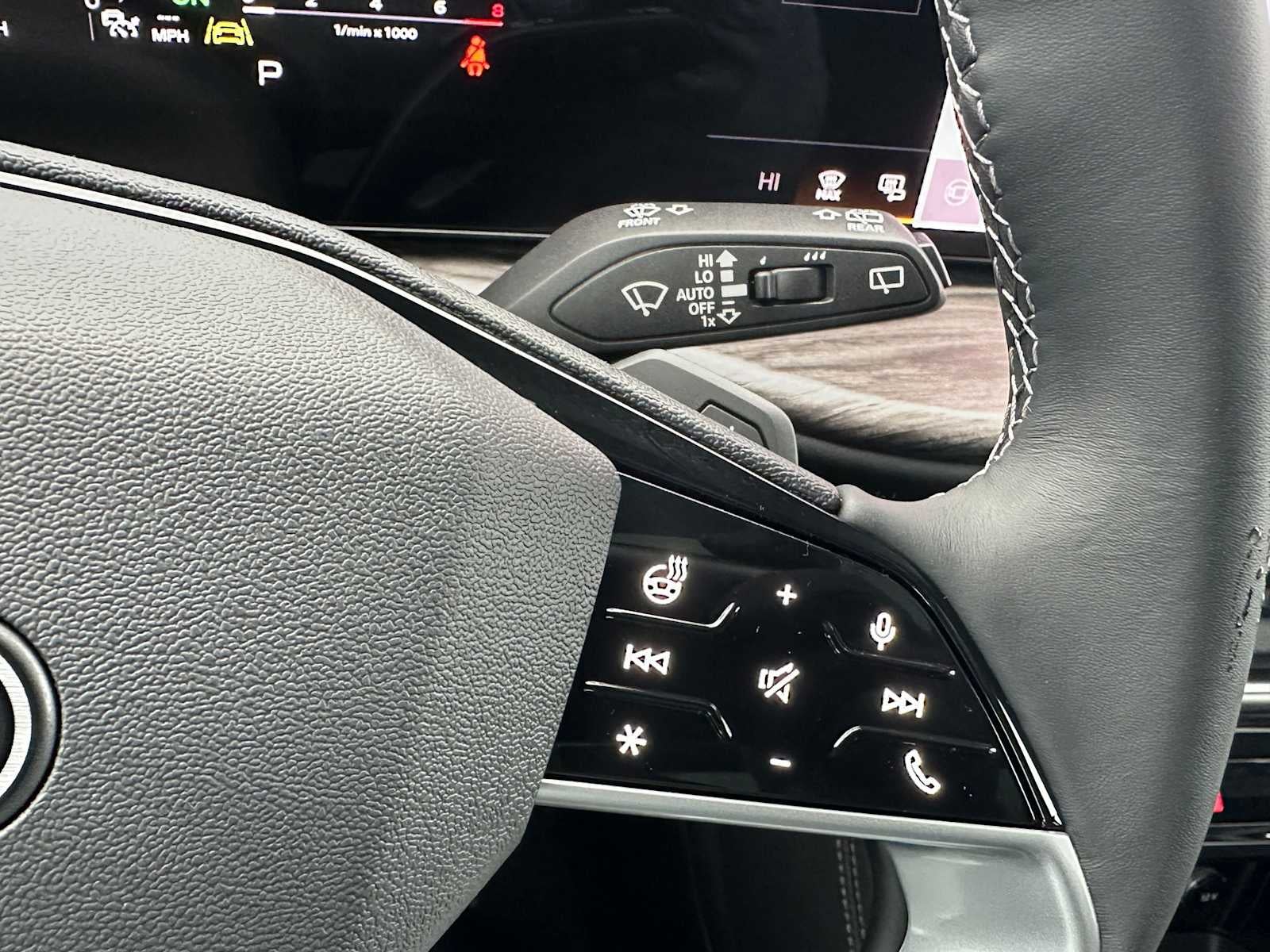 2025 Audi New Q5 Base
