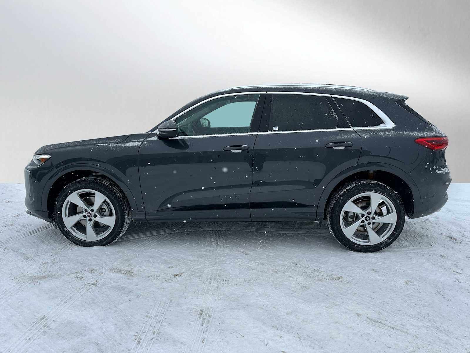 2025 Audi New Q5 Base
