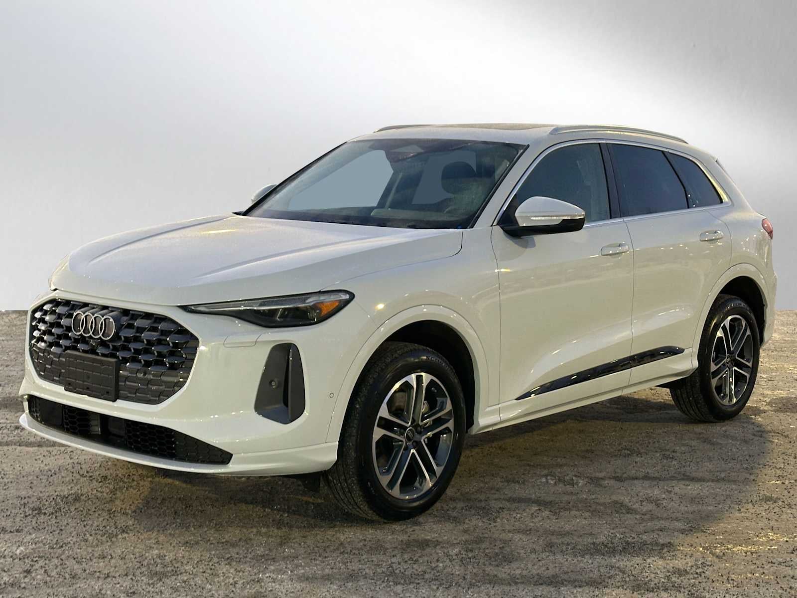2025 Audi New Q5 Base