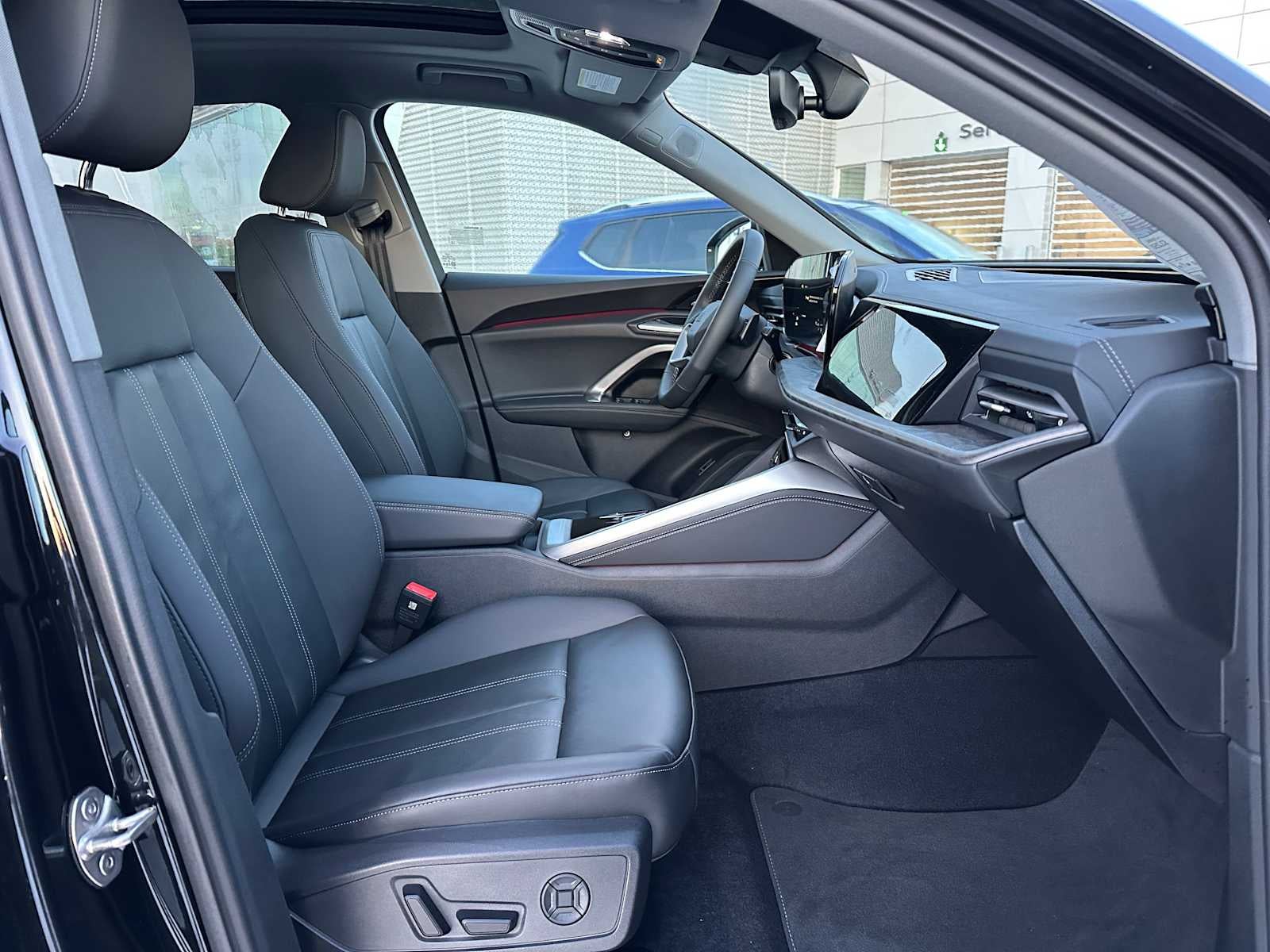 2025 Audi New Q5 Base