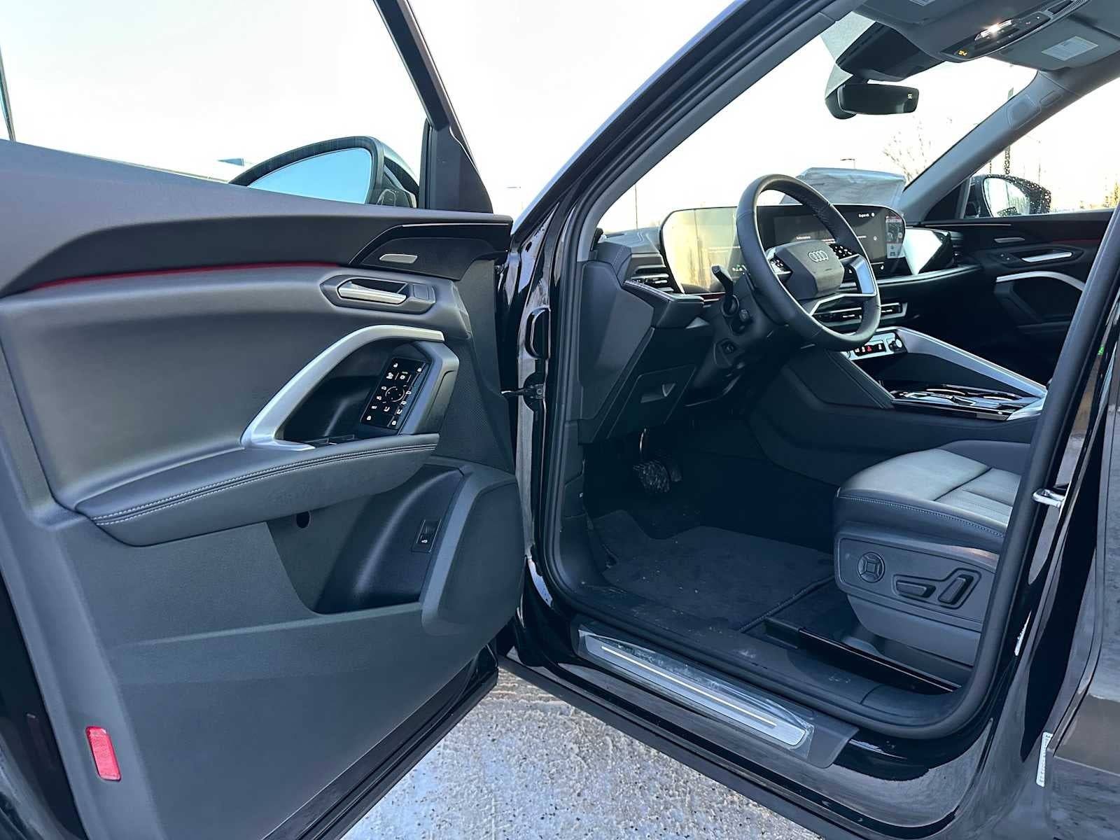 2025 Audi New Q5 Base