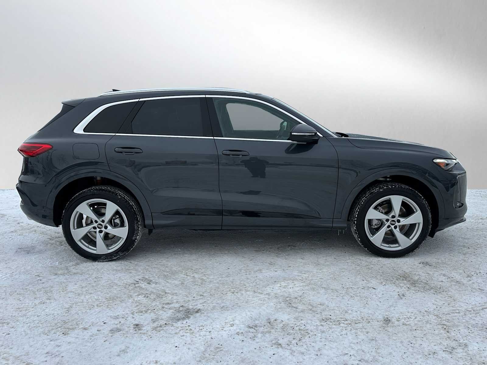 2025 Audi New Q5 Base