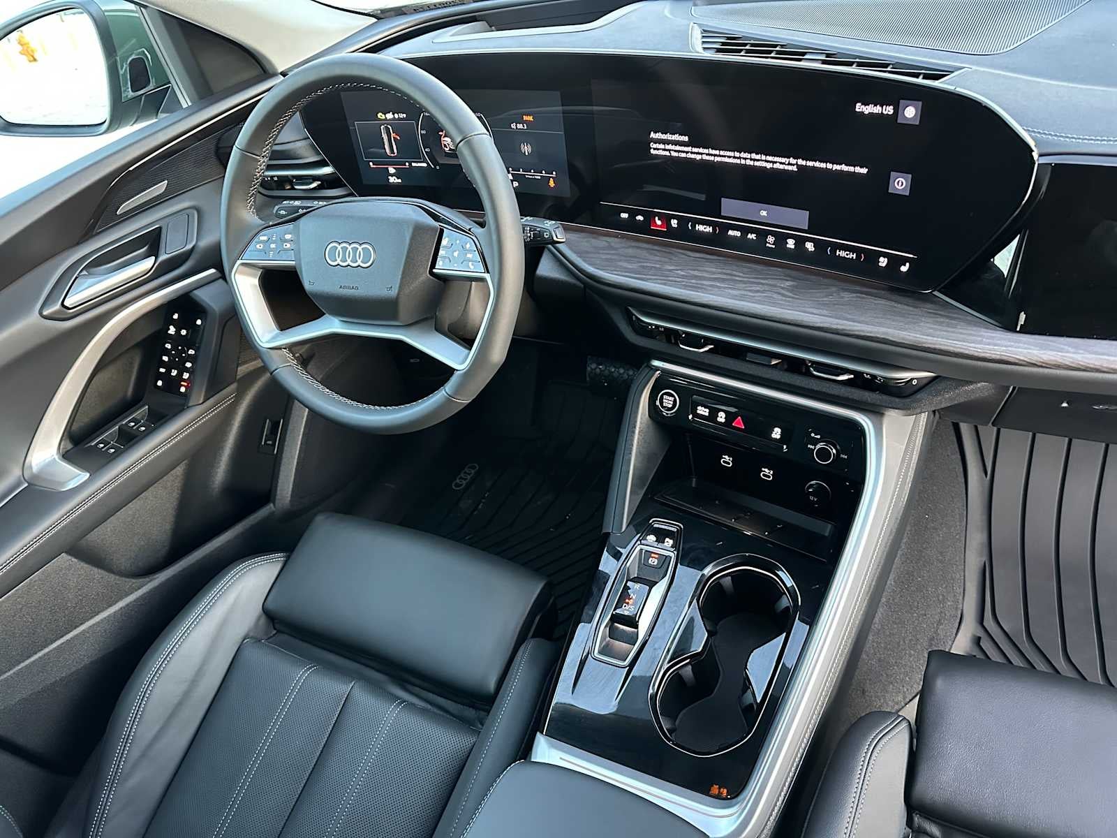 2025 Audi Q5 Base