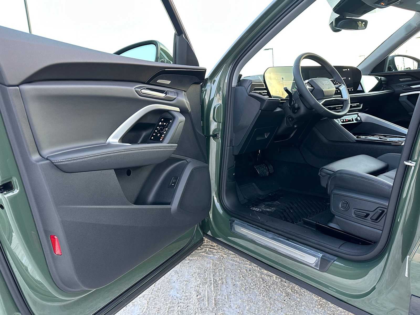 2025 Audi Q5 Base