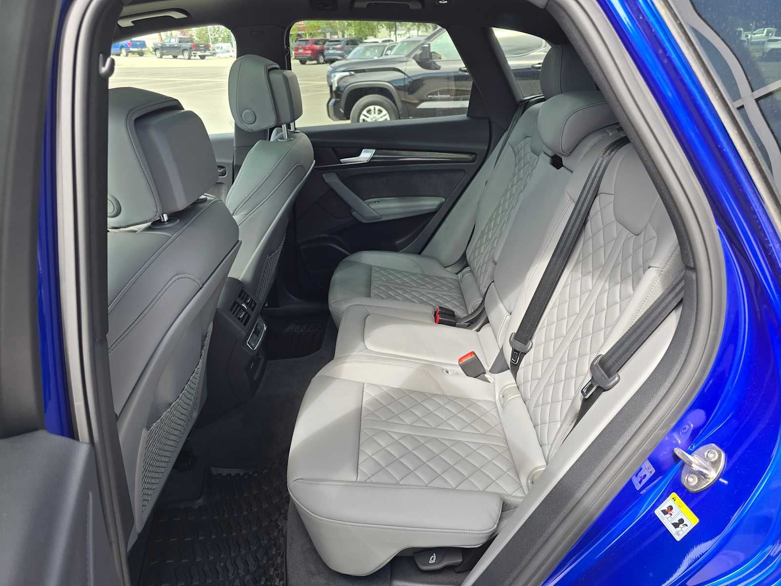2025 Audi SQ5 Base