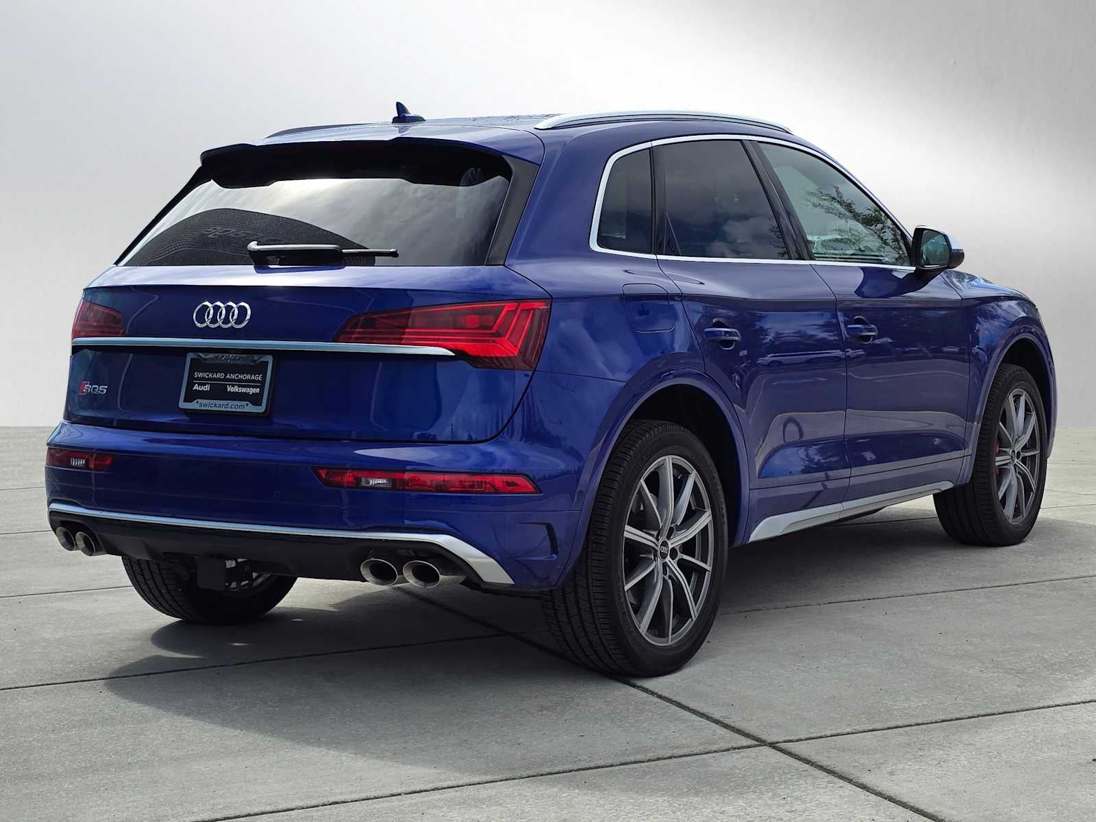 2025 Audi SQ5 Base