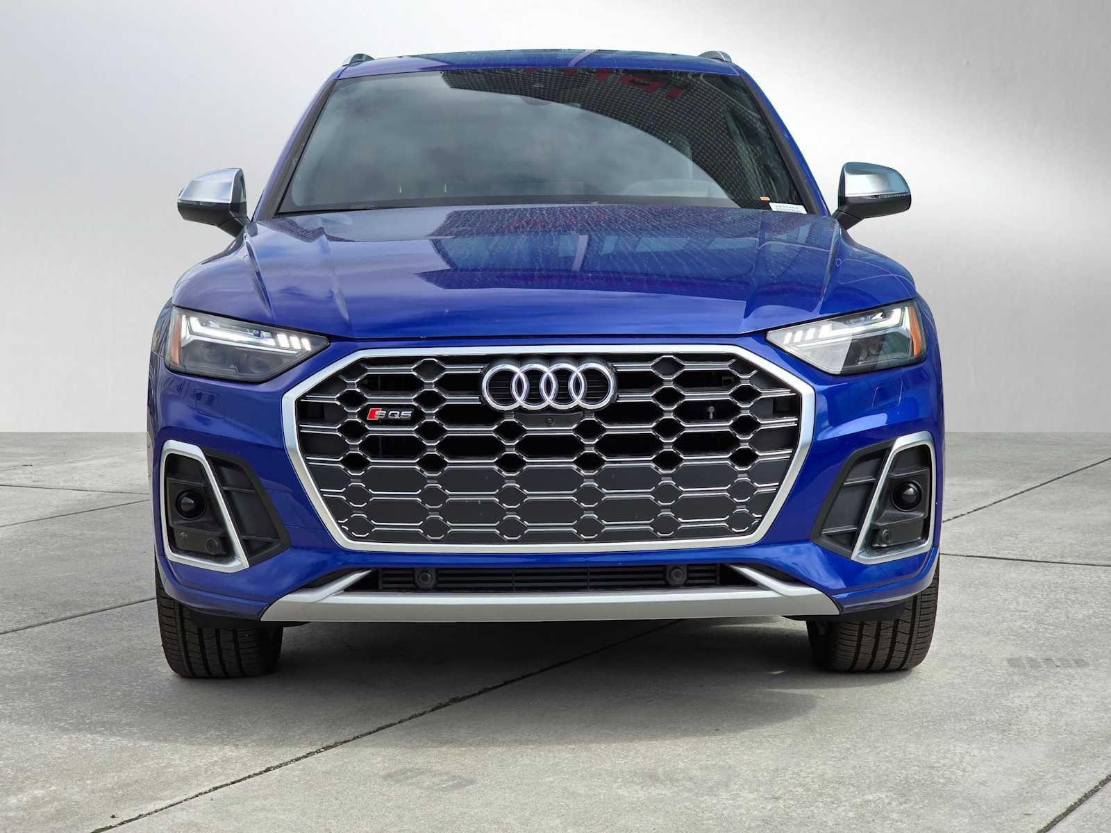 2025 Audi SQ5 Base