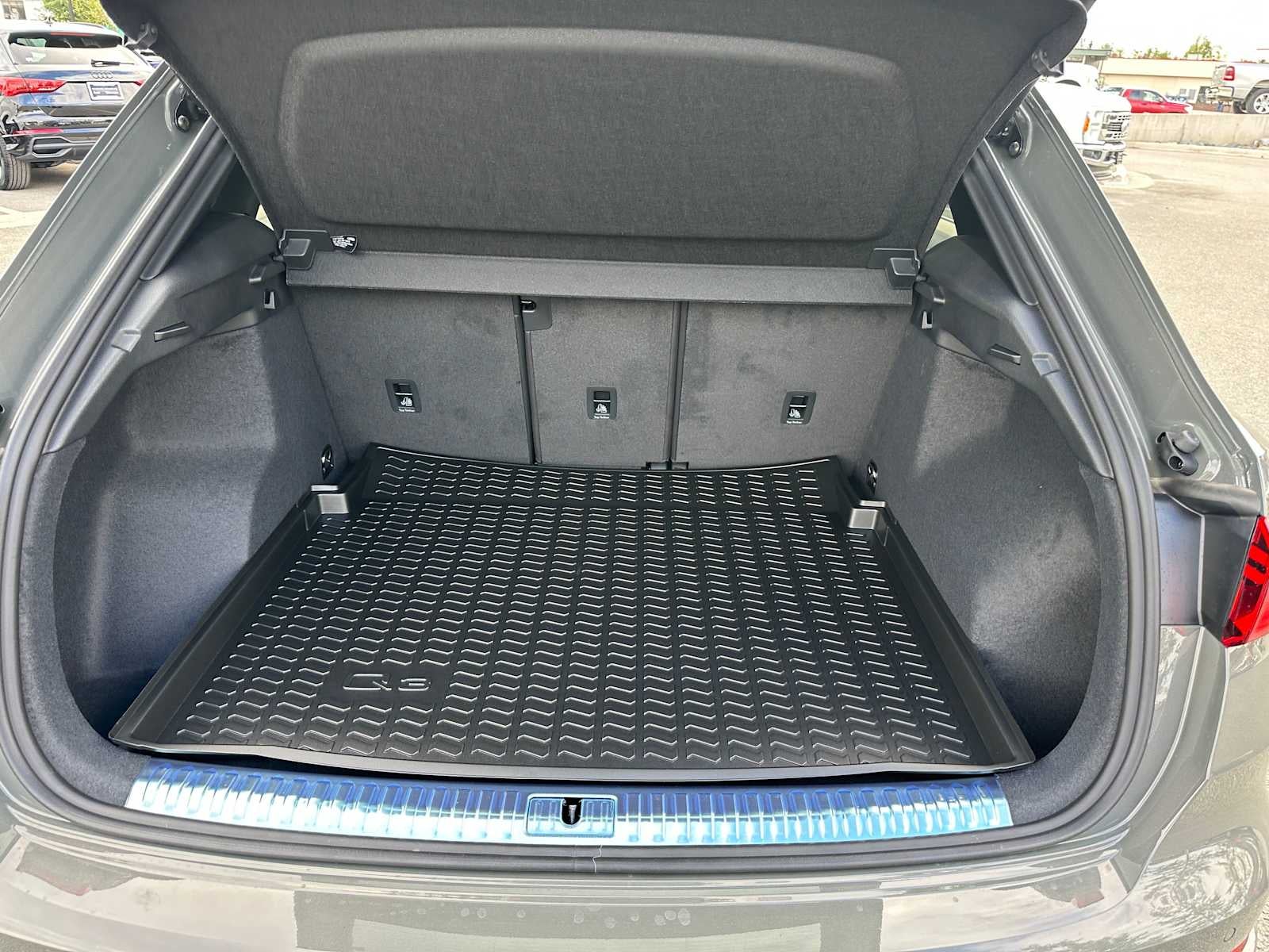 2025 Audi Q3 Base