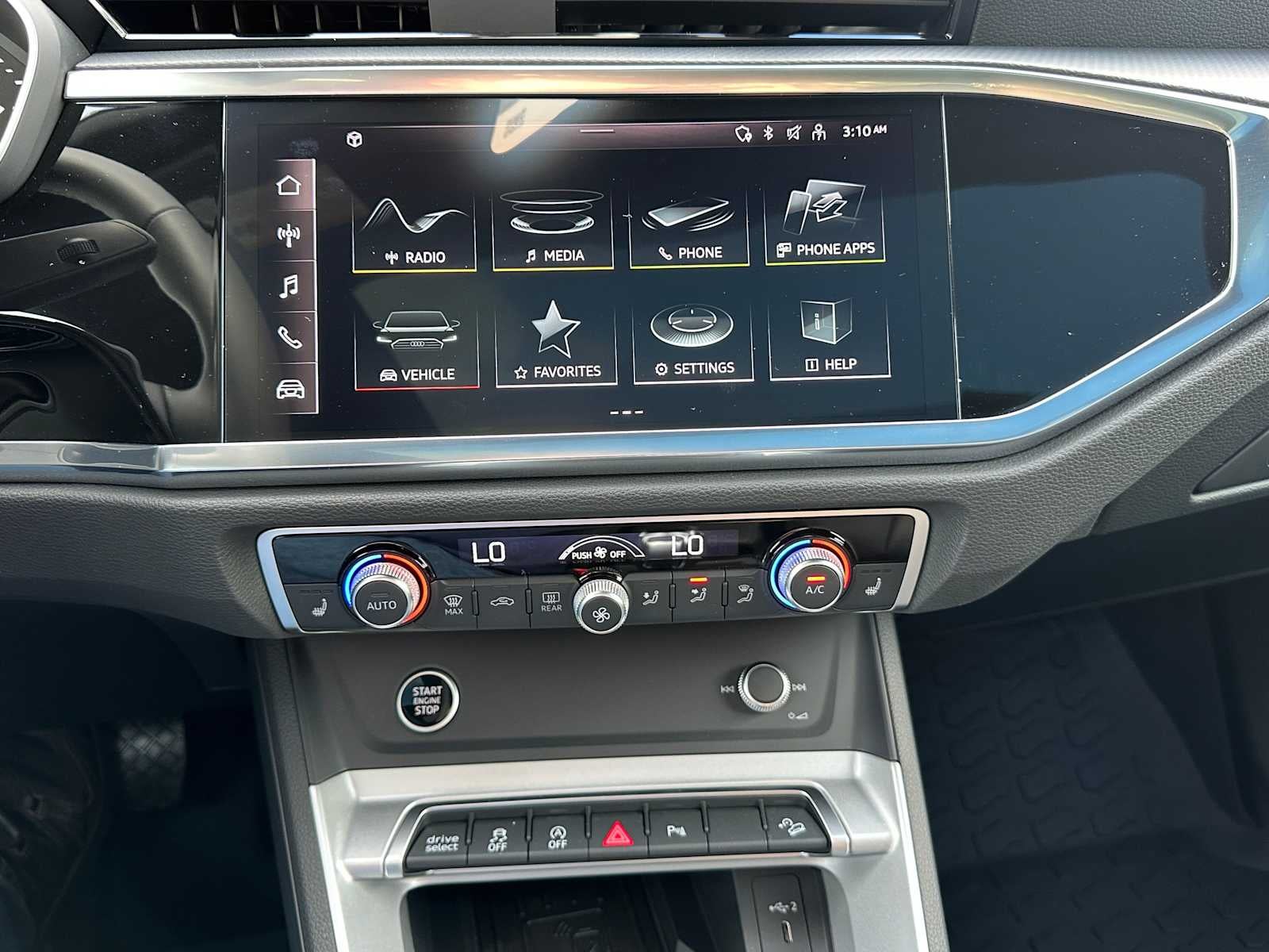 2025 Audi Q3 Base