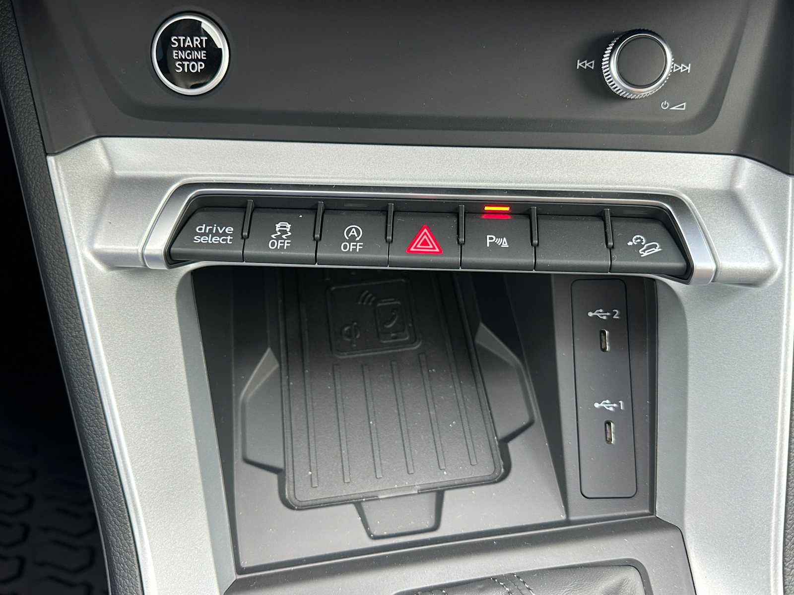 2025 Audi Q3 Base