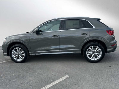 2025 Audi Q3 Base