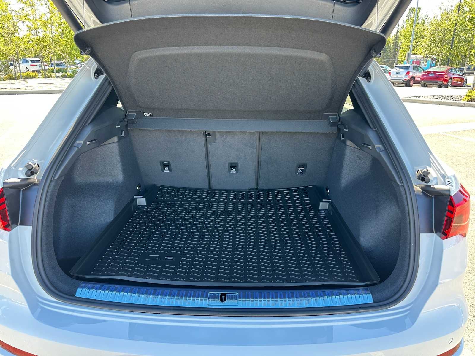 2025 Audi Q3 Base