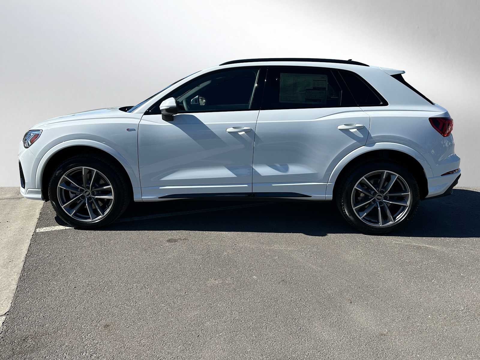 2025 Audi Q3 Base