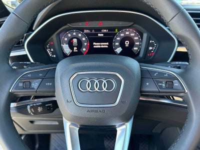 2025 Audi Q3 Base