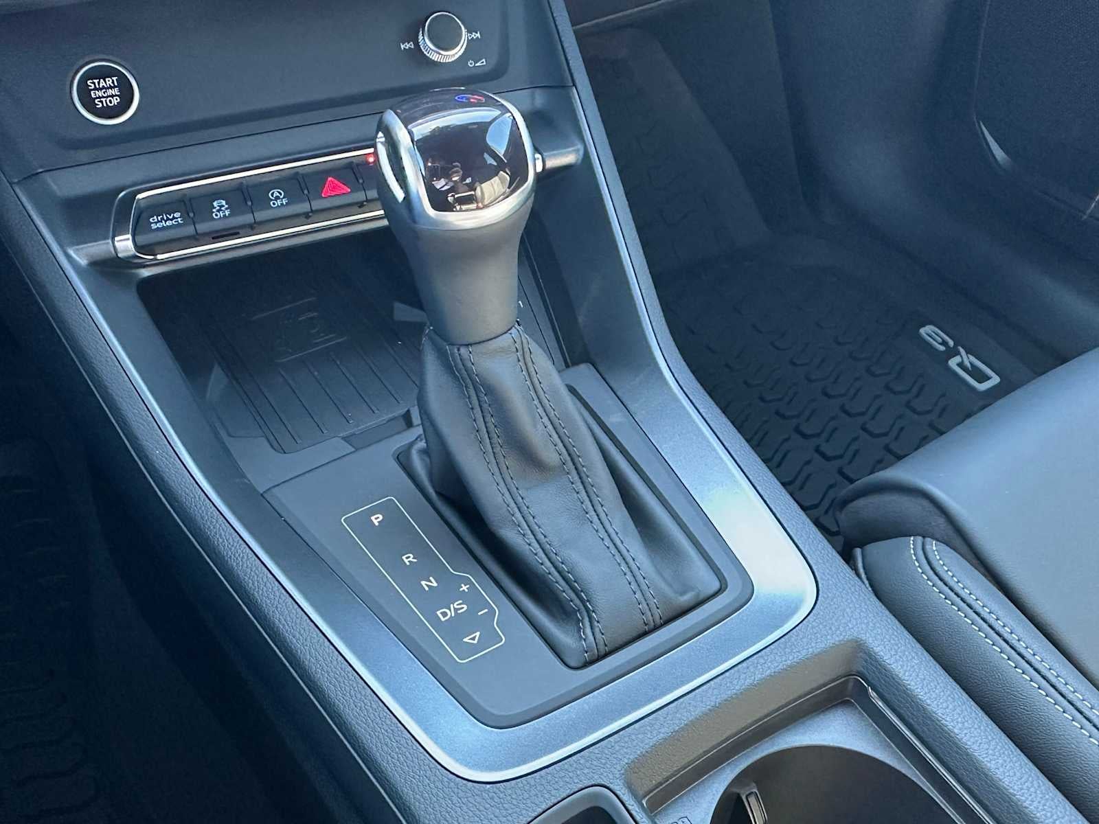 2025 Audi Q3 Base