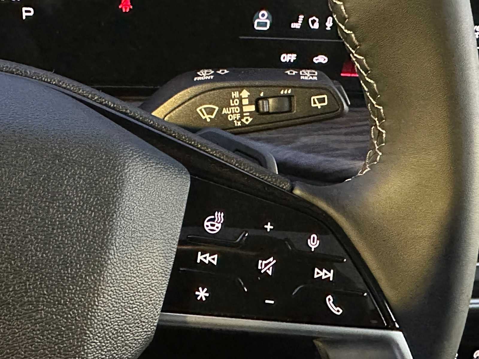 2025 Audi Q5 Sportback Base