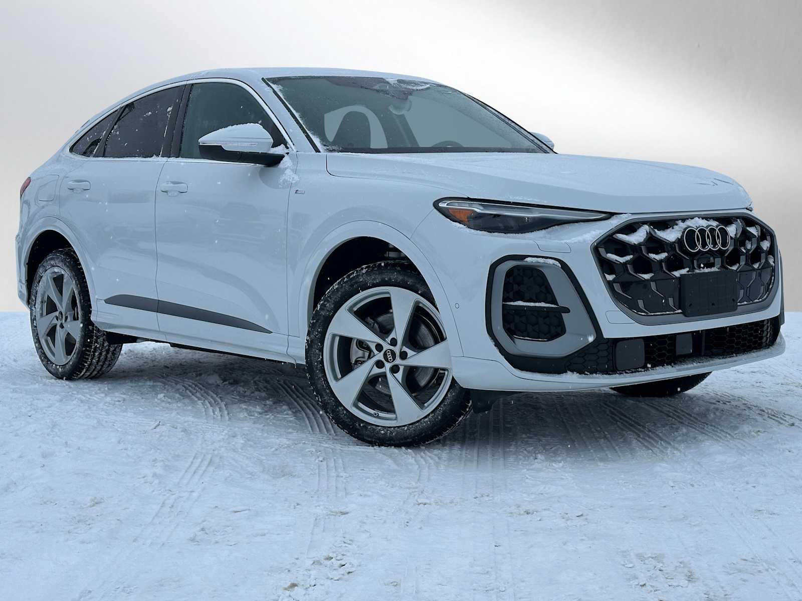 2025 Audi Q5 Sportback Base