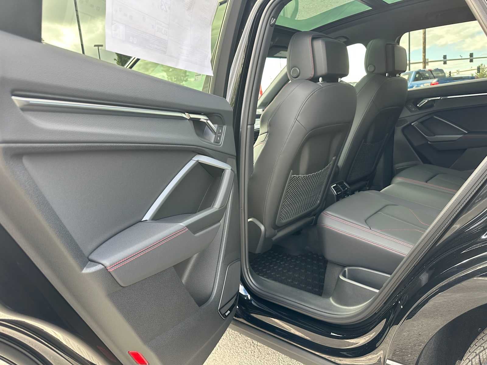 2025 Audi Q3 Base