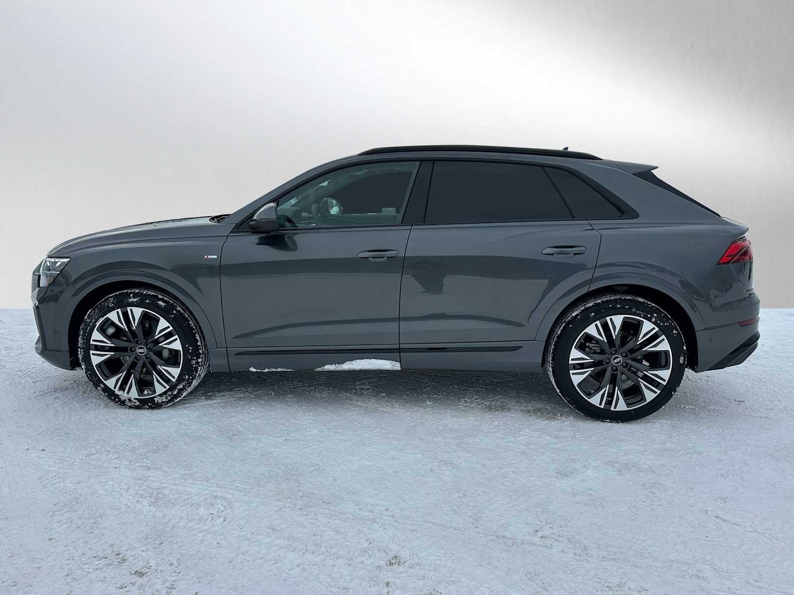 2026 Audi Q8 Base