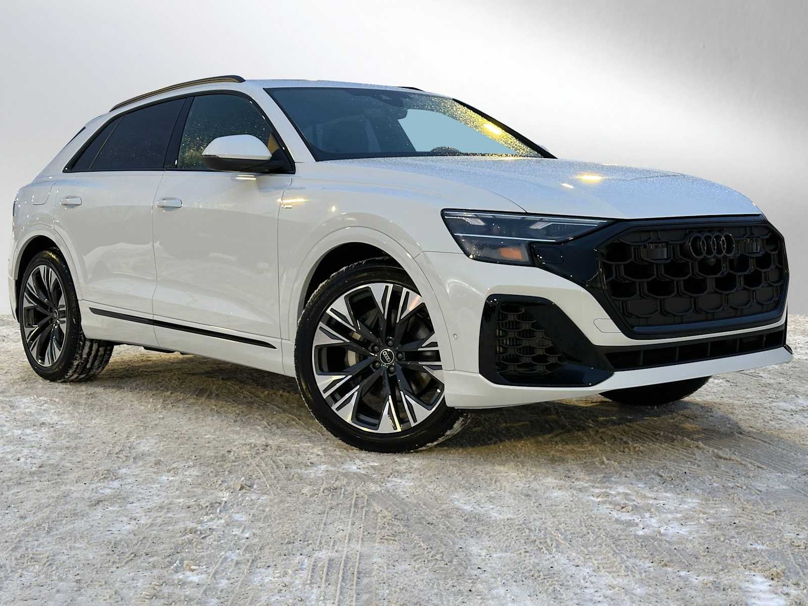 2026 Audi Q8 Base